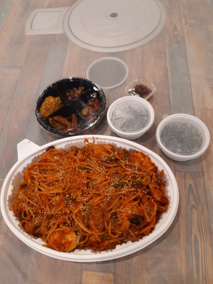 자매생생아구찜