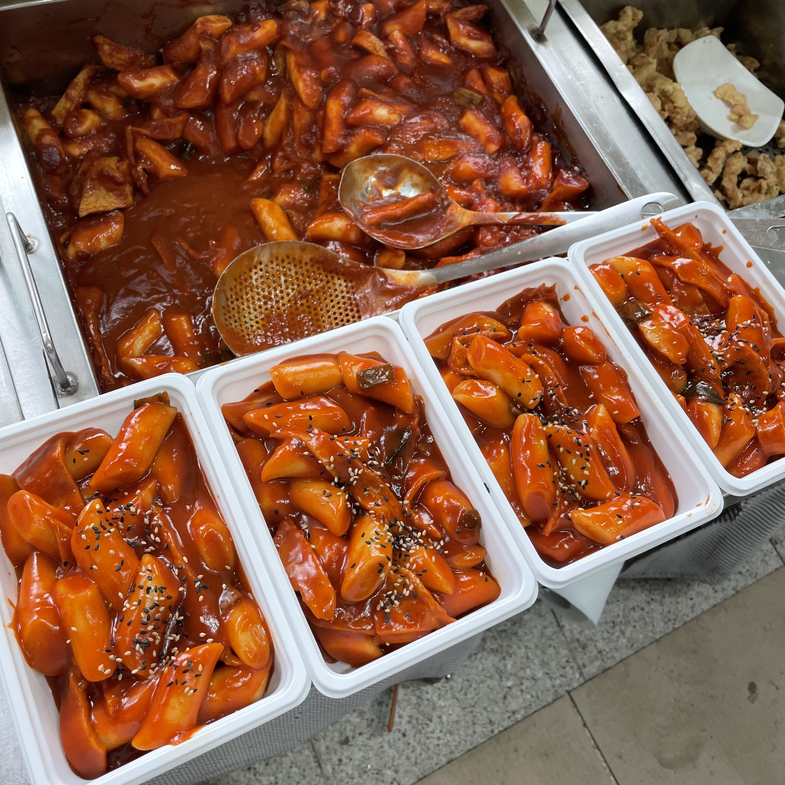 할멈탕수육김밥 첨단2지구점