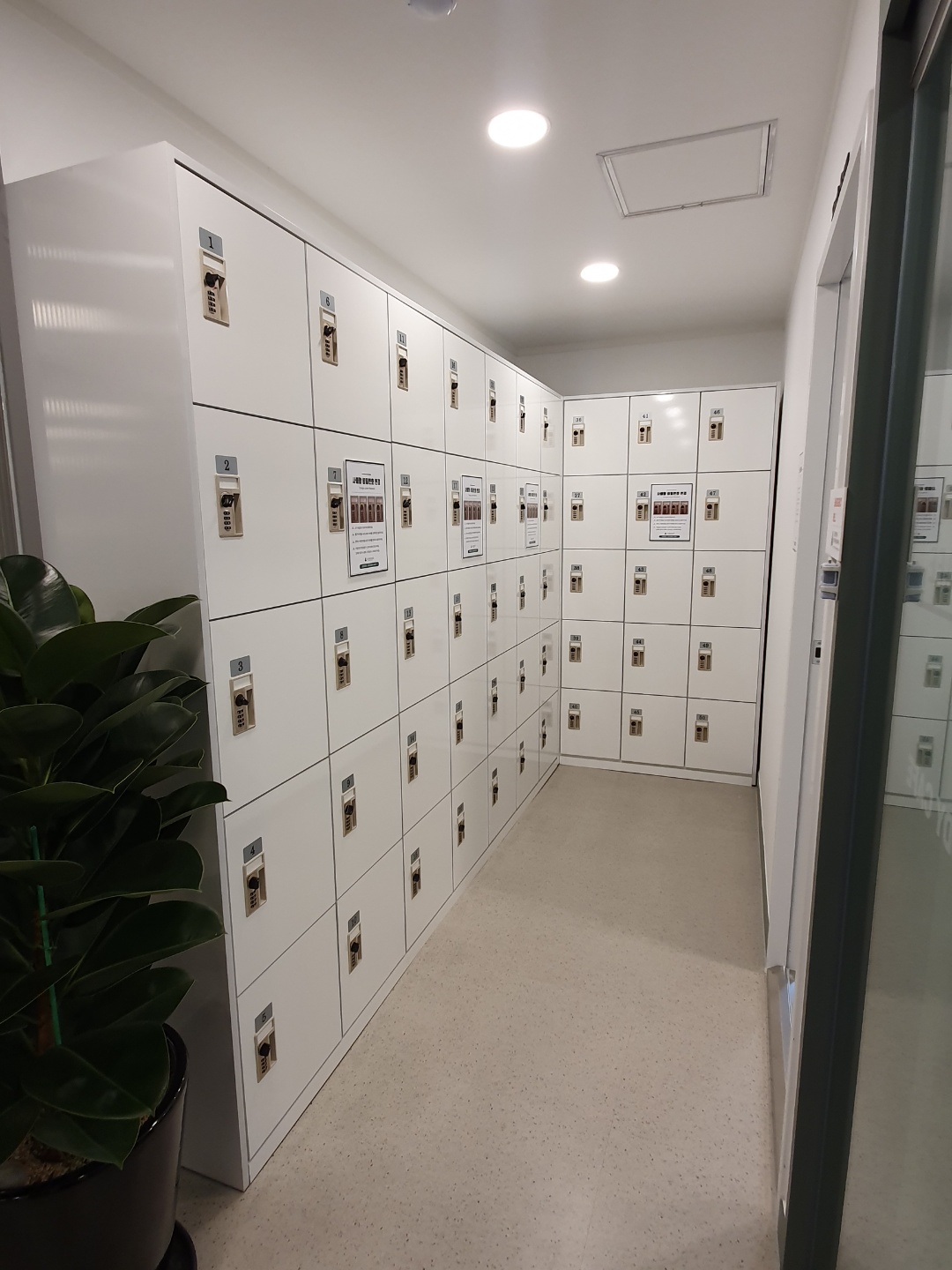 어라운드스터디카페 방화점 대표 이미지