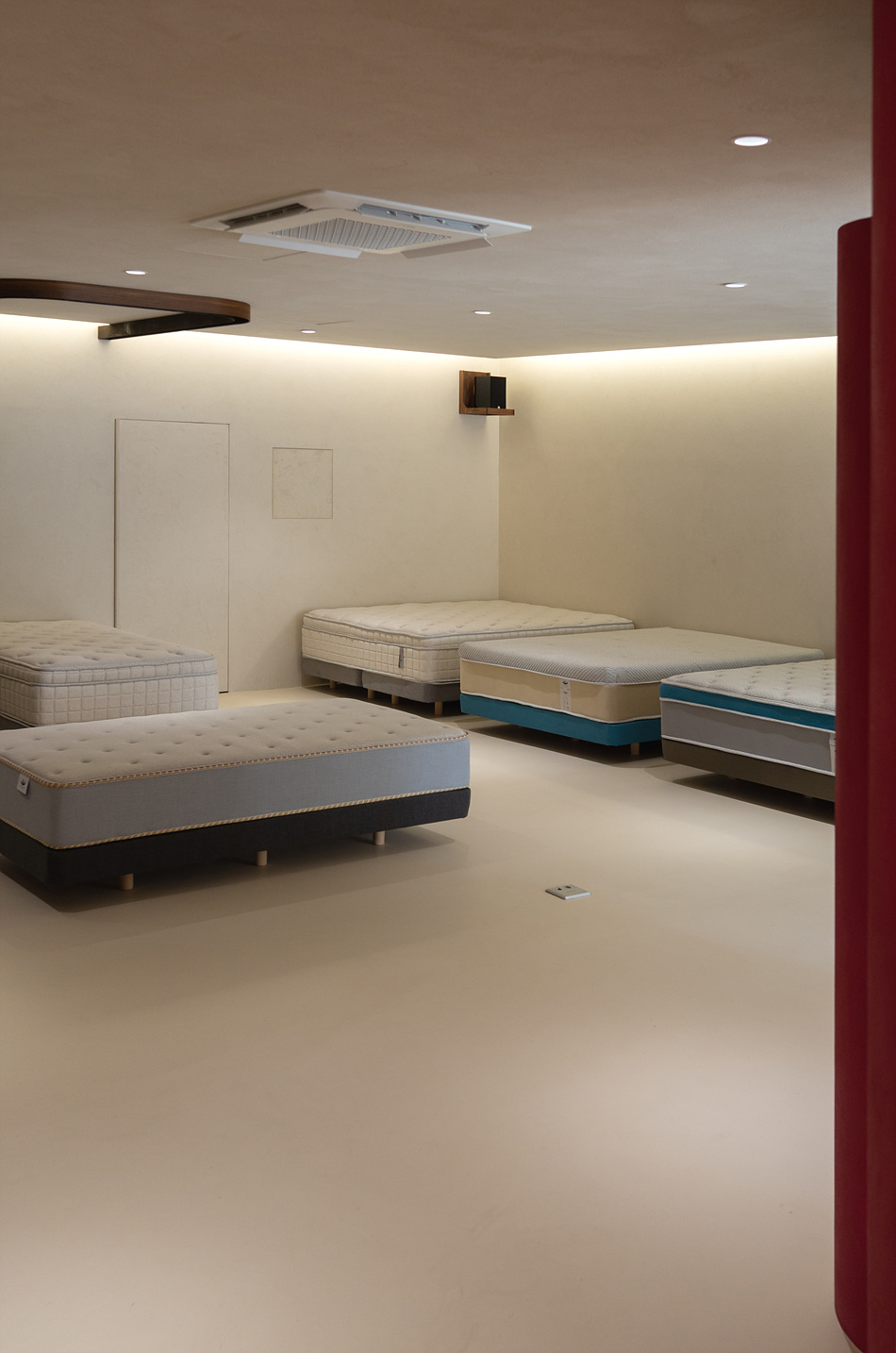 커넥티드블랭크 대표 이미지