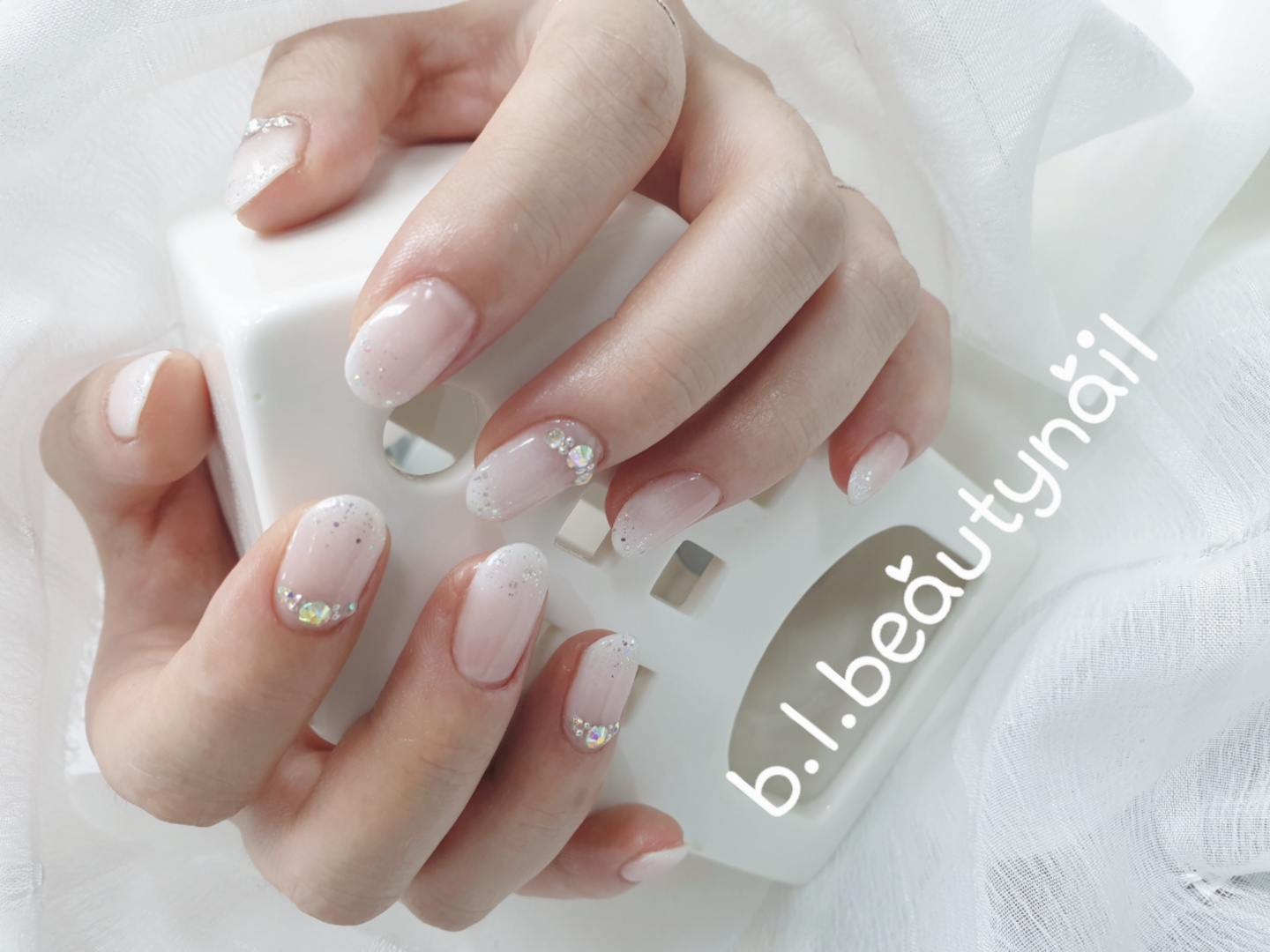 에스쁘아르네일샵