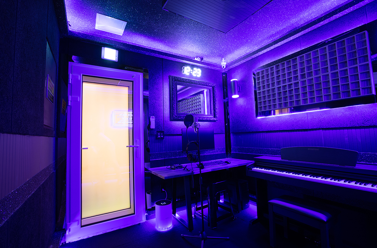 1번째 스튜디오 사진