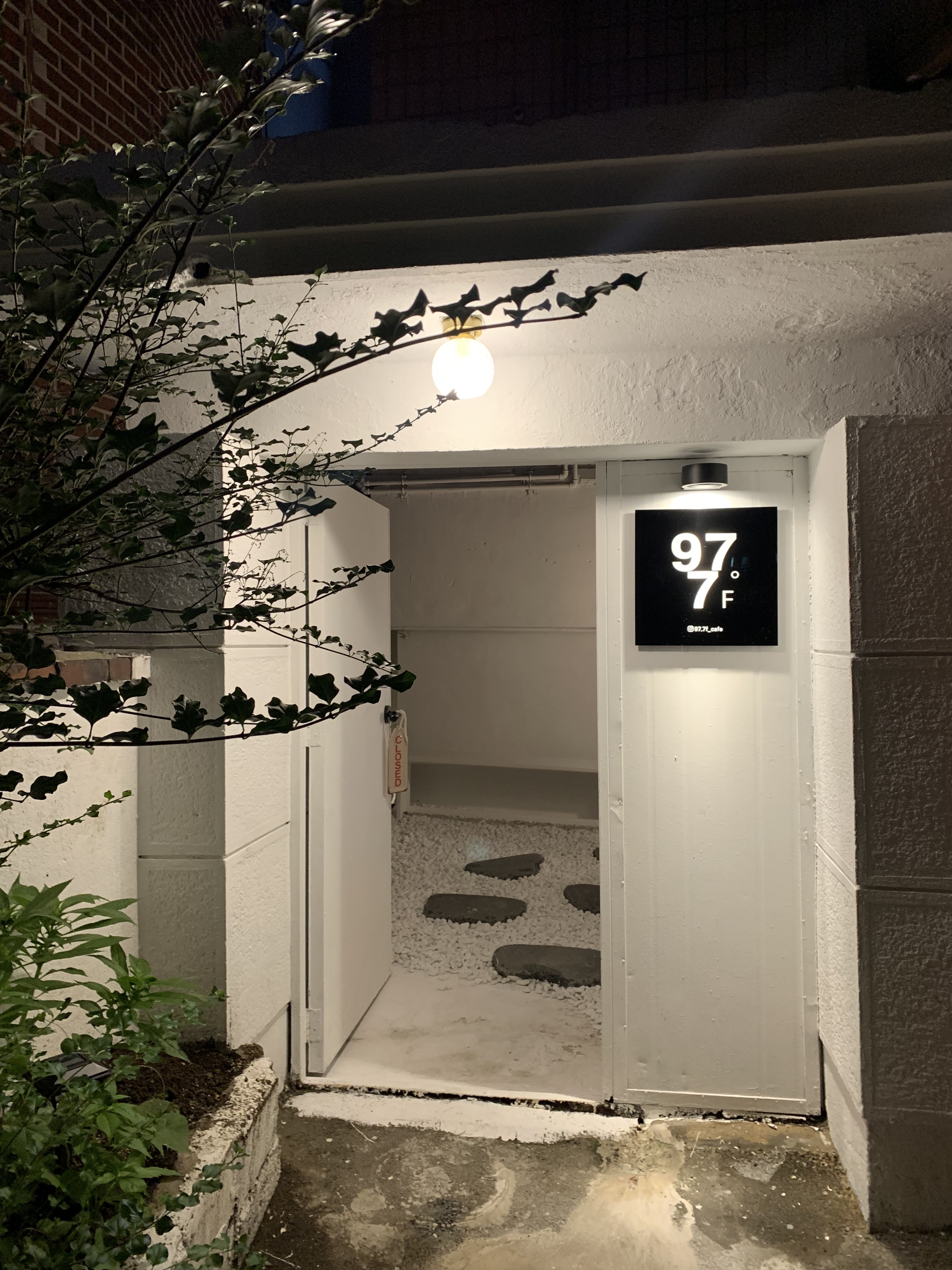97.7화씨 대표 이미지