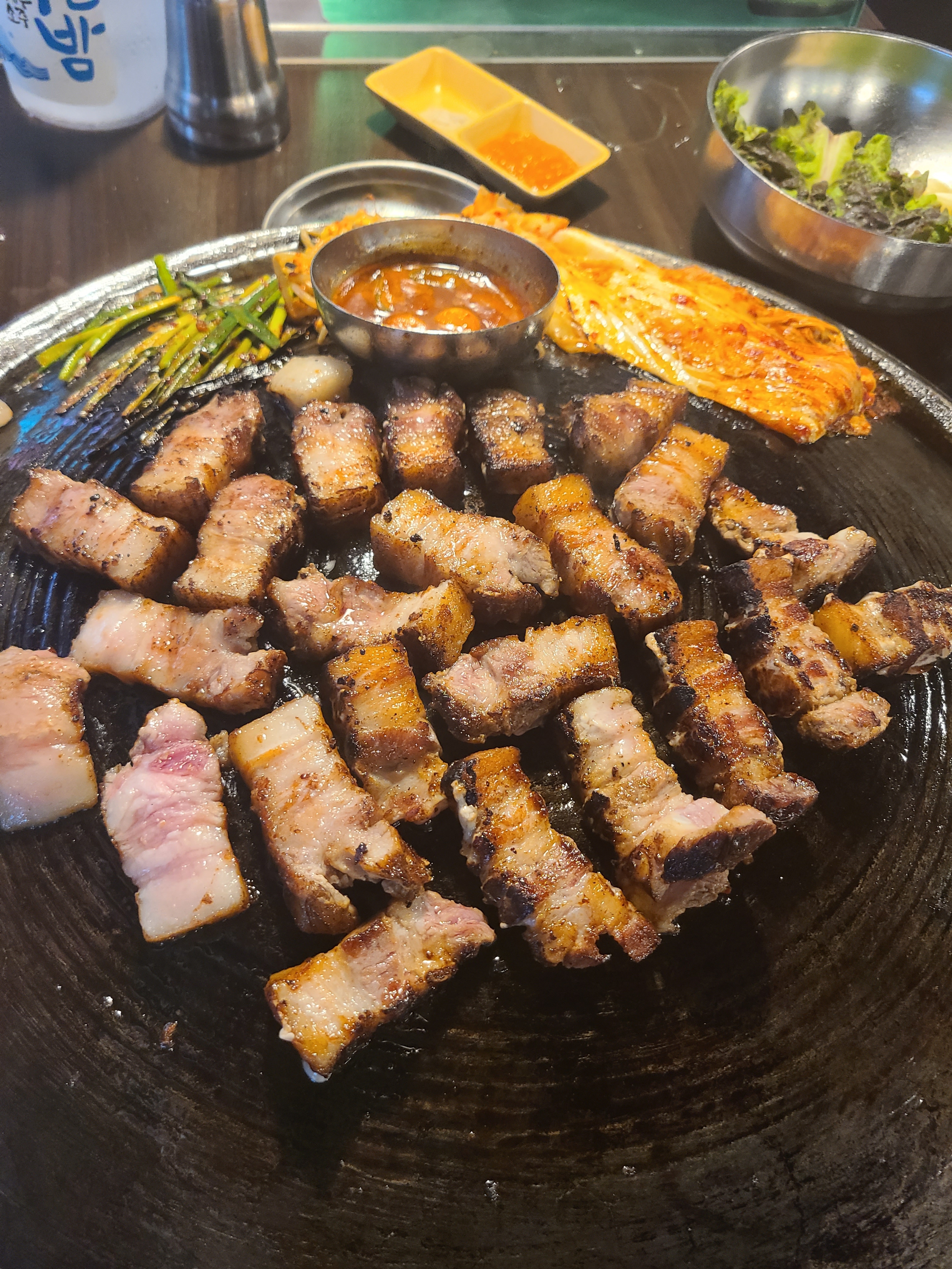 동두천솥뚜껑삼겹살 강남역점