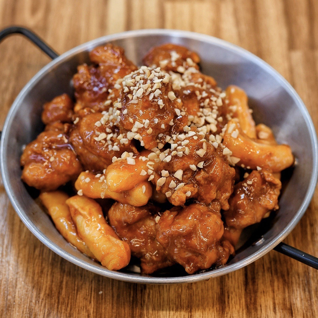 큰집닭강정 동부시장점