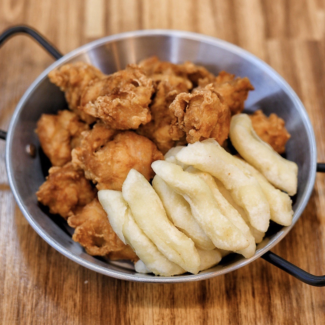 큰집닭강정 동부시장점