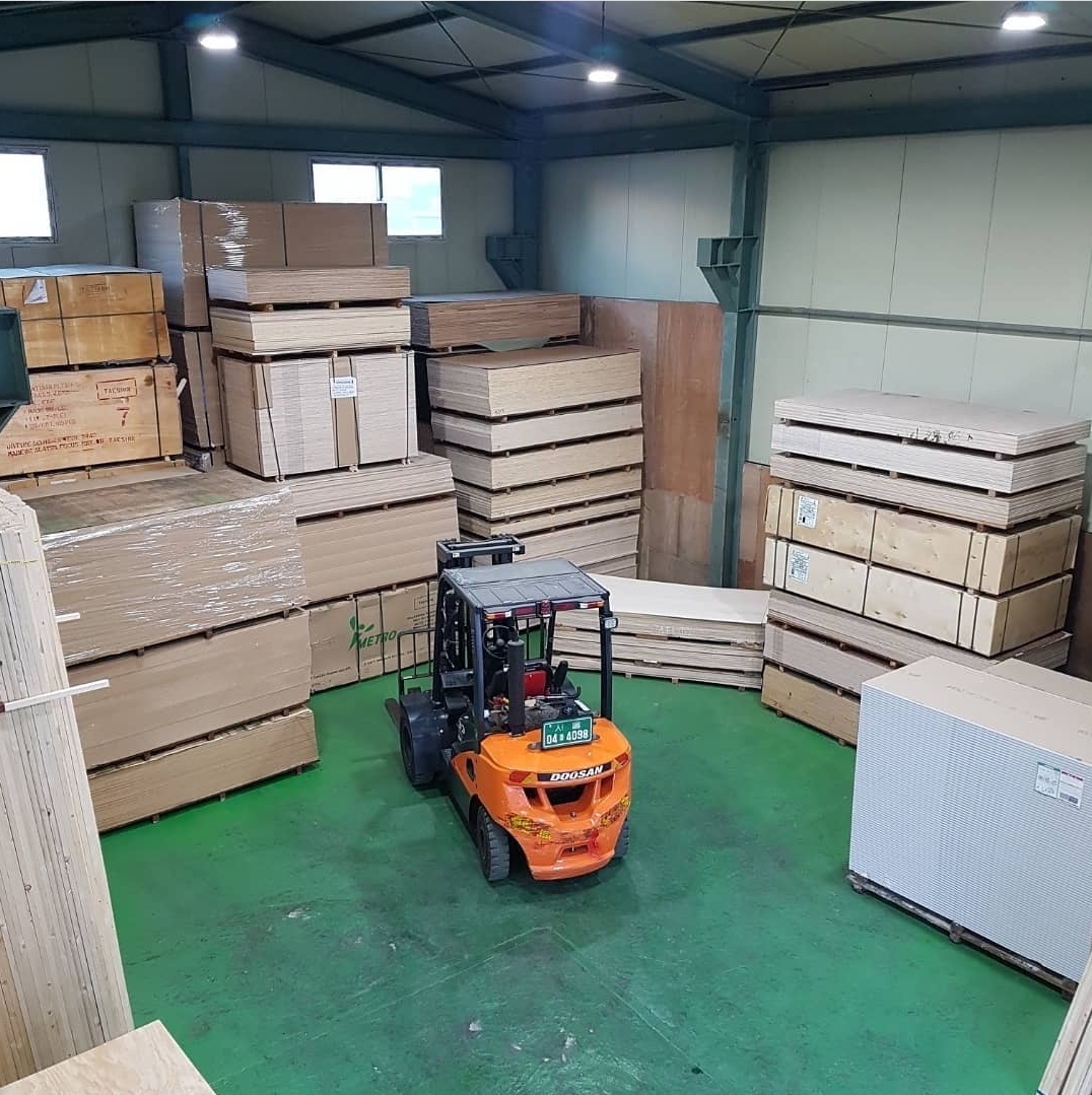 내추럴 우드 스페이스 고재 인테리어 대표 이미지