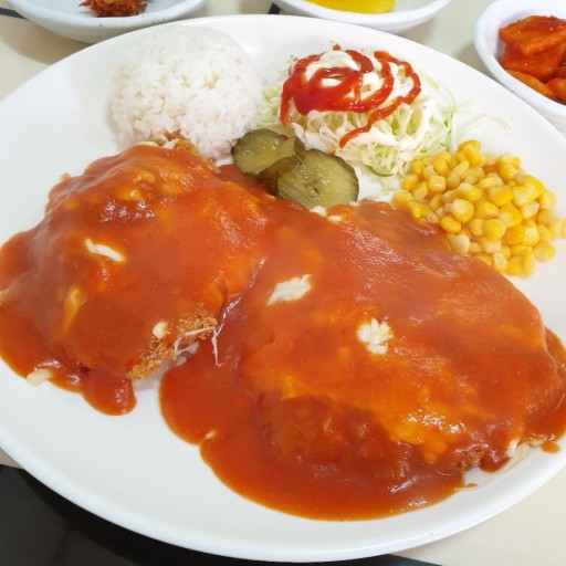 오렌지 생돈까스