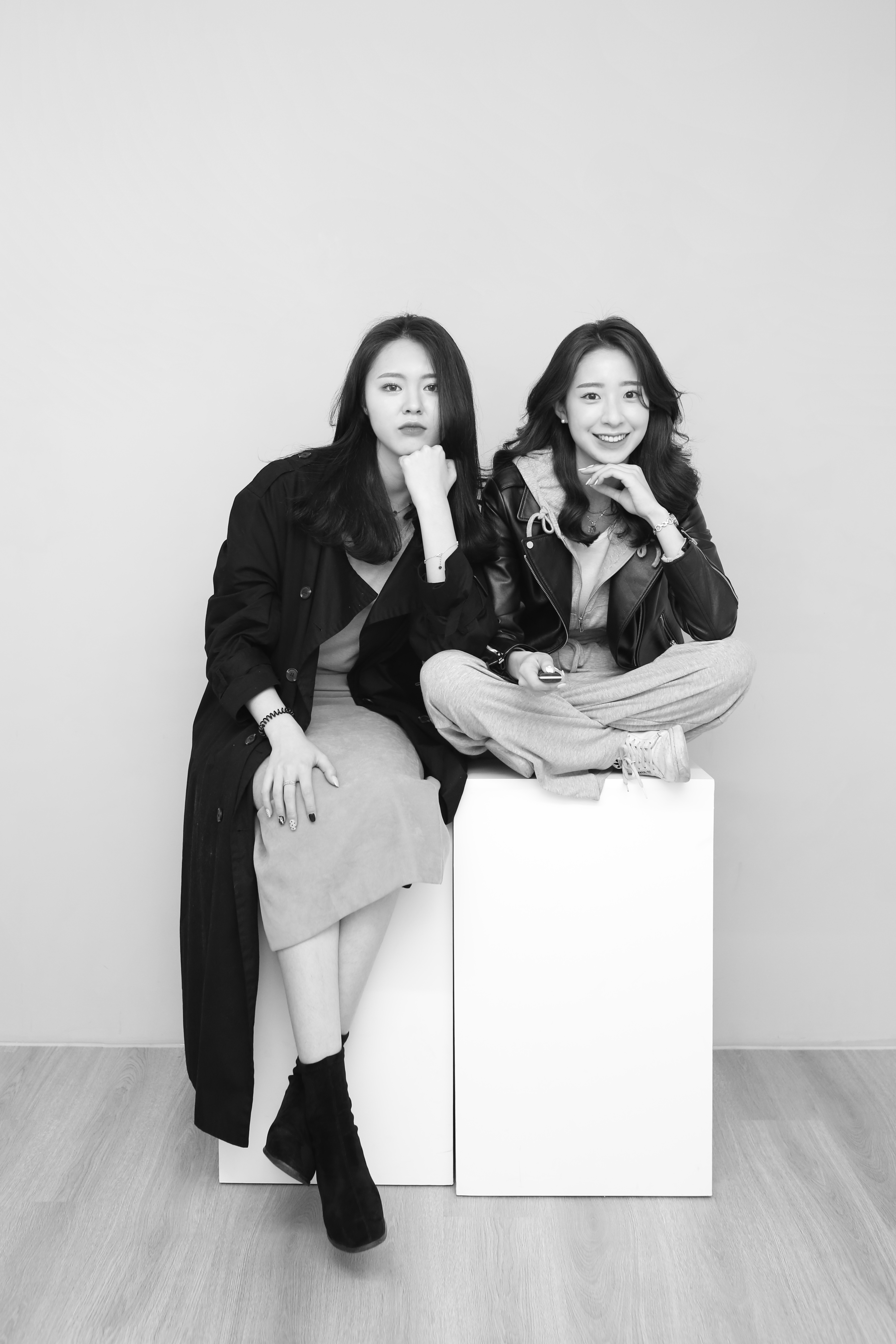 홍대 셀프사진관 데이트코스 흑백공간