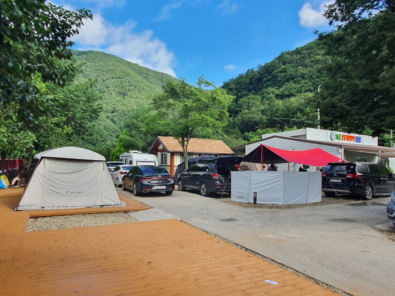 캠핑장 사진