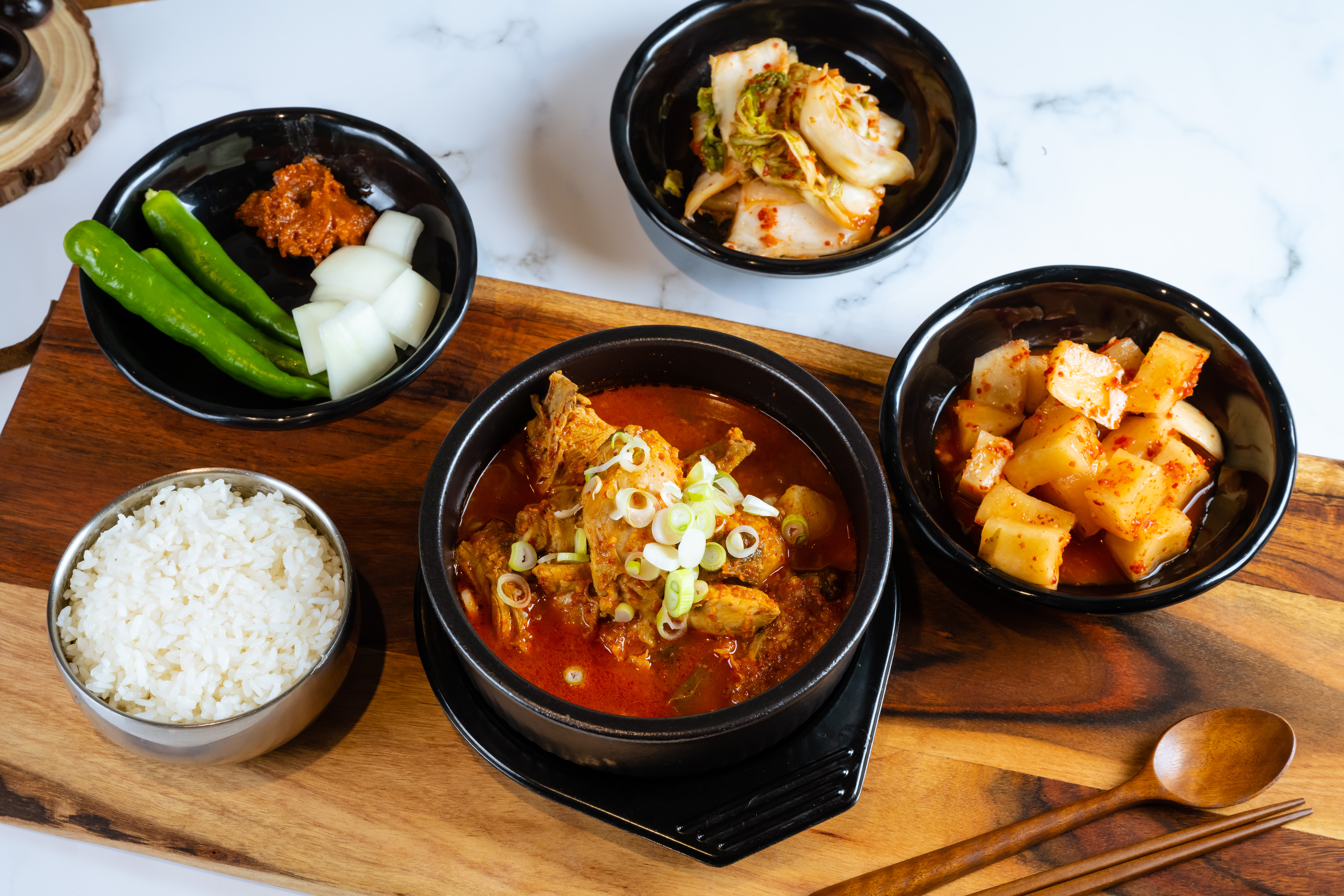 찐한뚝배기