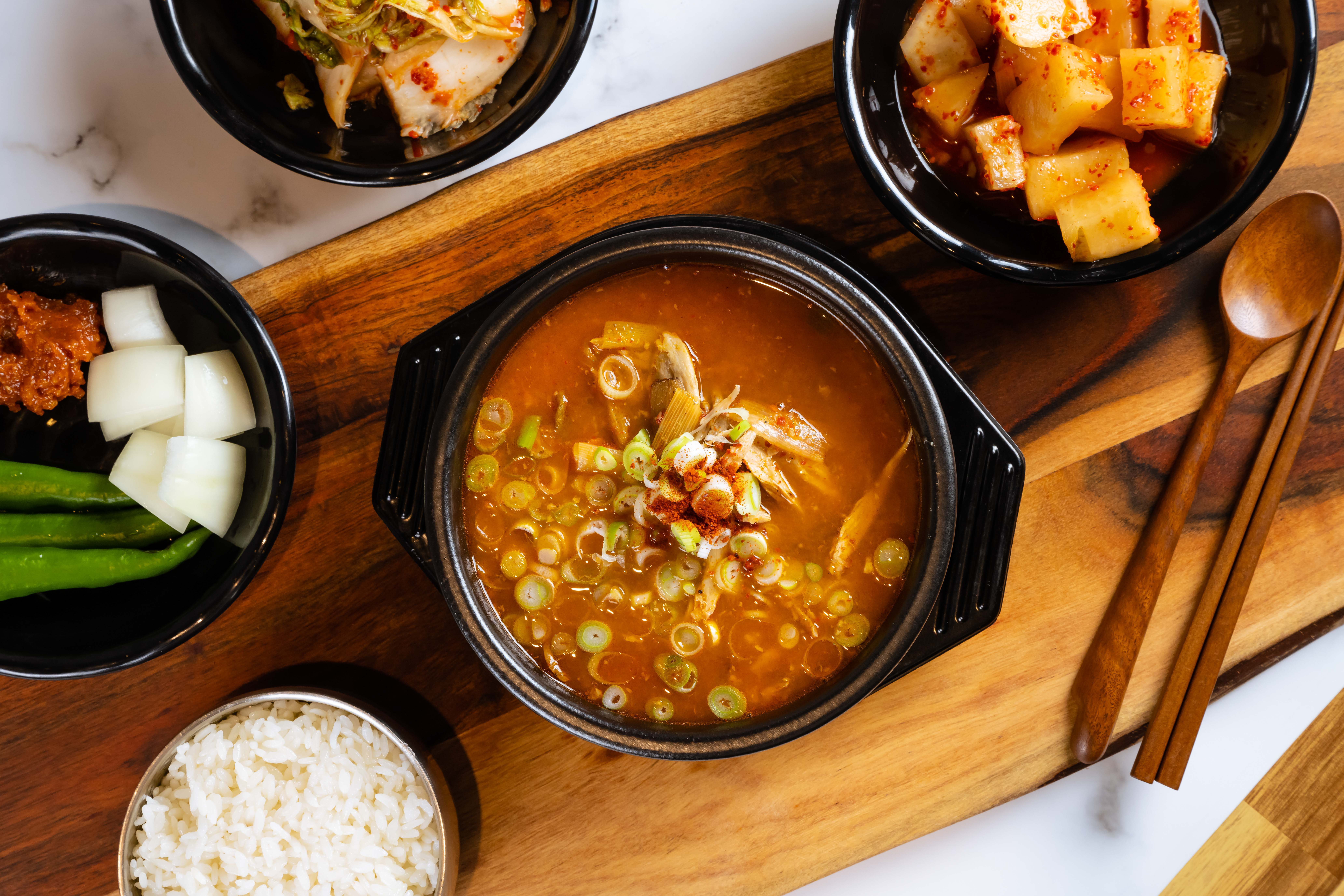 찐한뚝배기