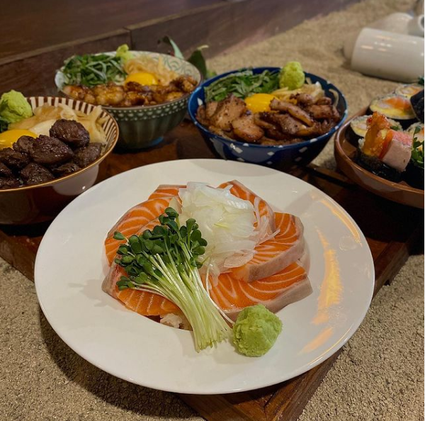 백야