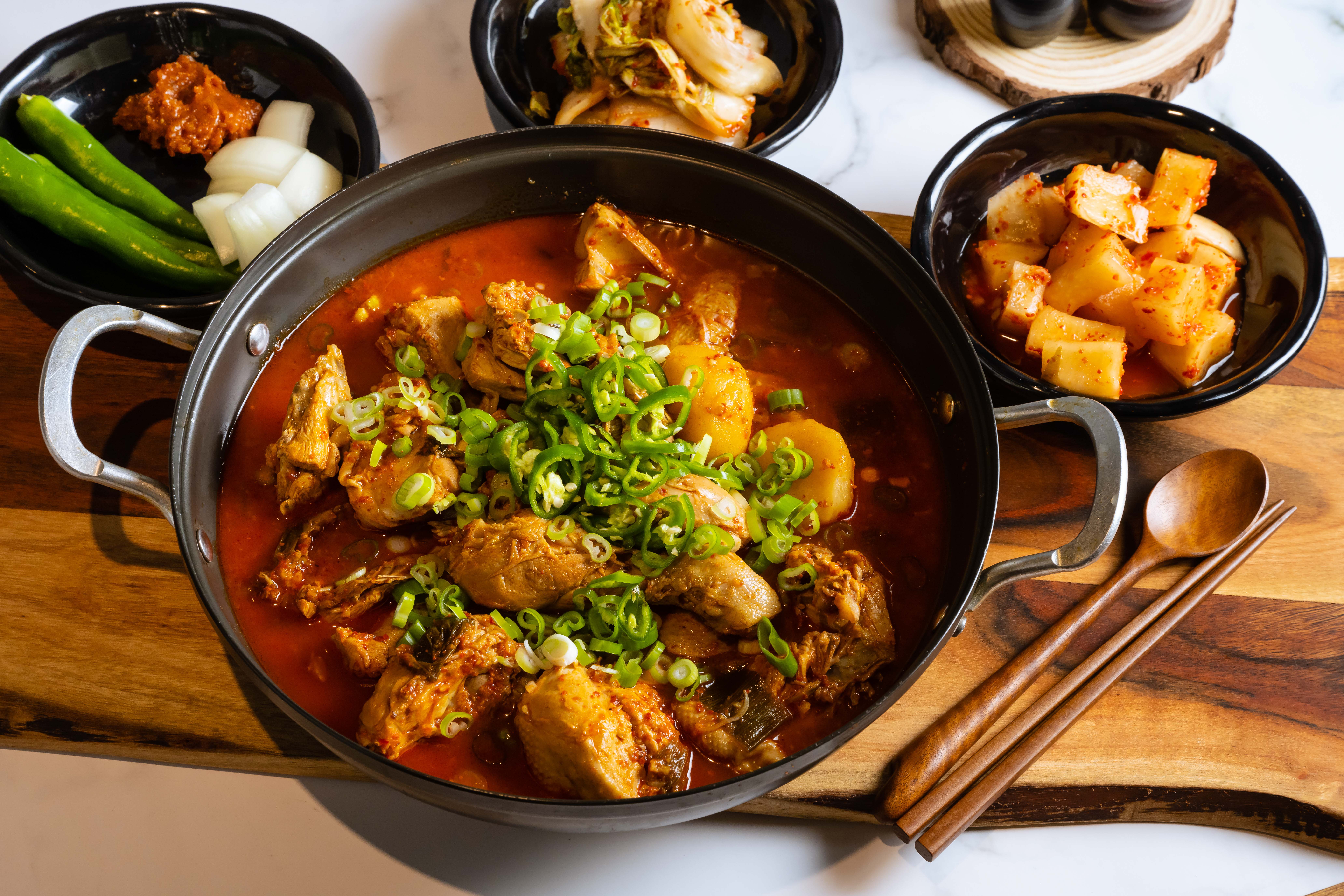 찐한뚝배기