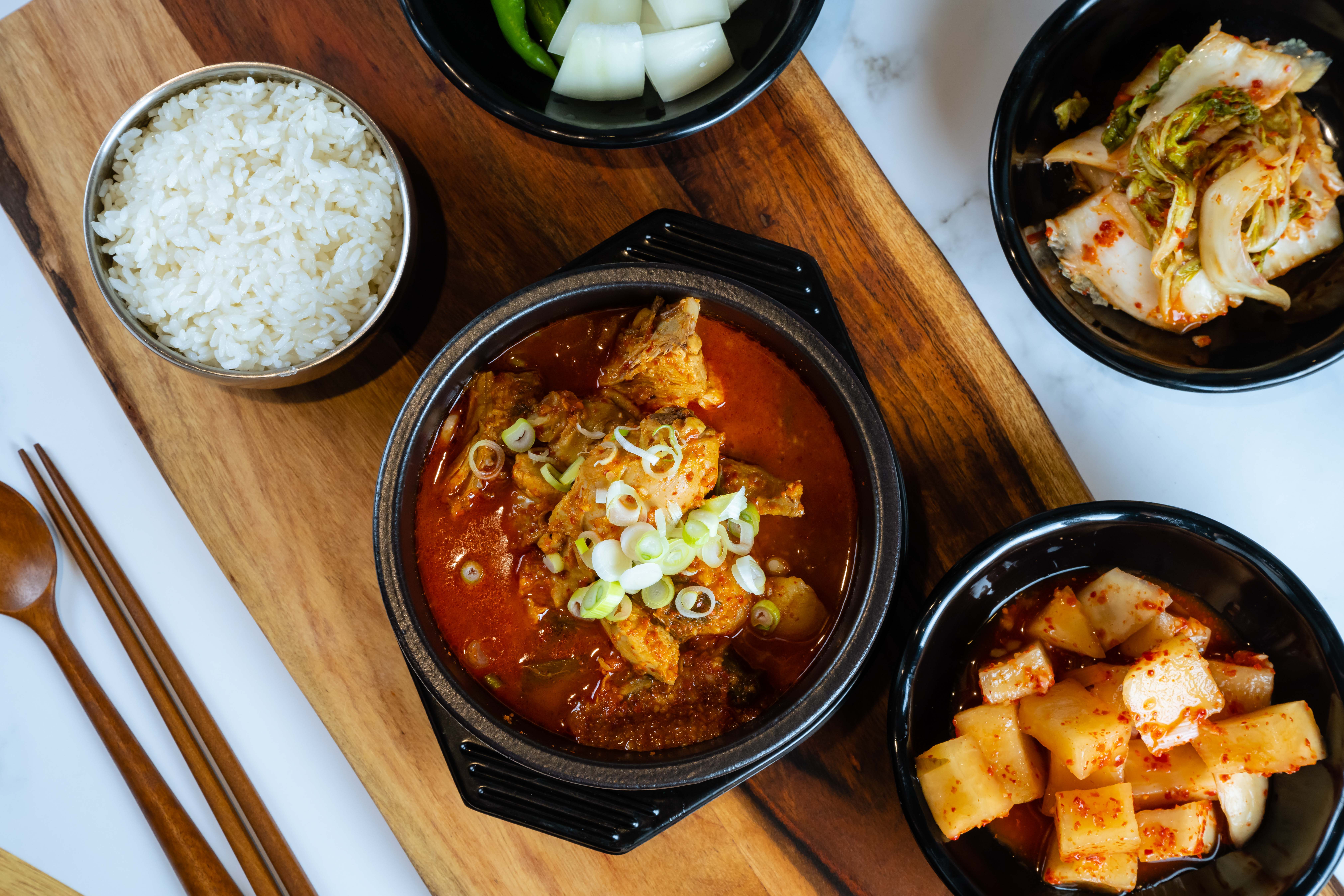 찐한뚝배기