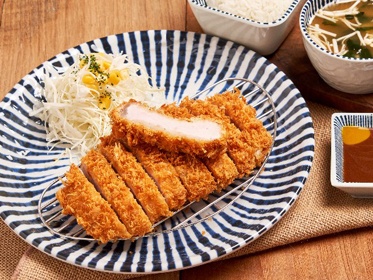 카츠와스시경안점
