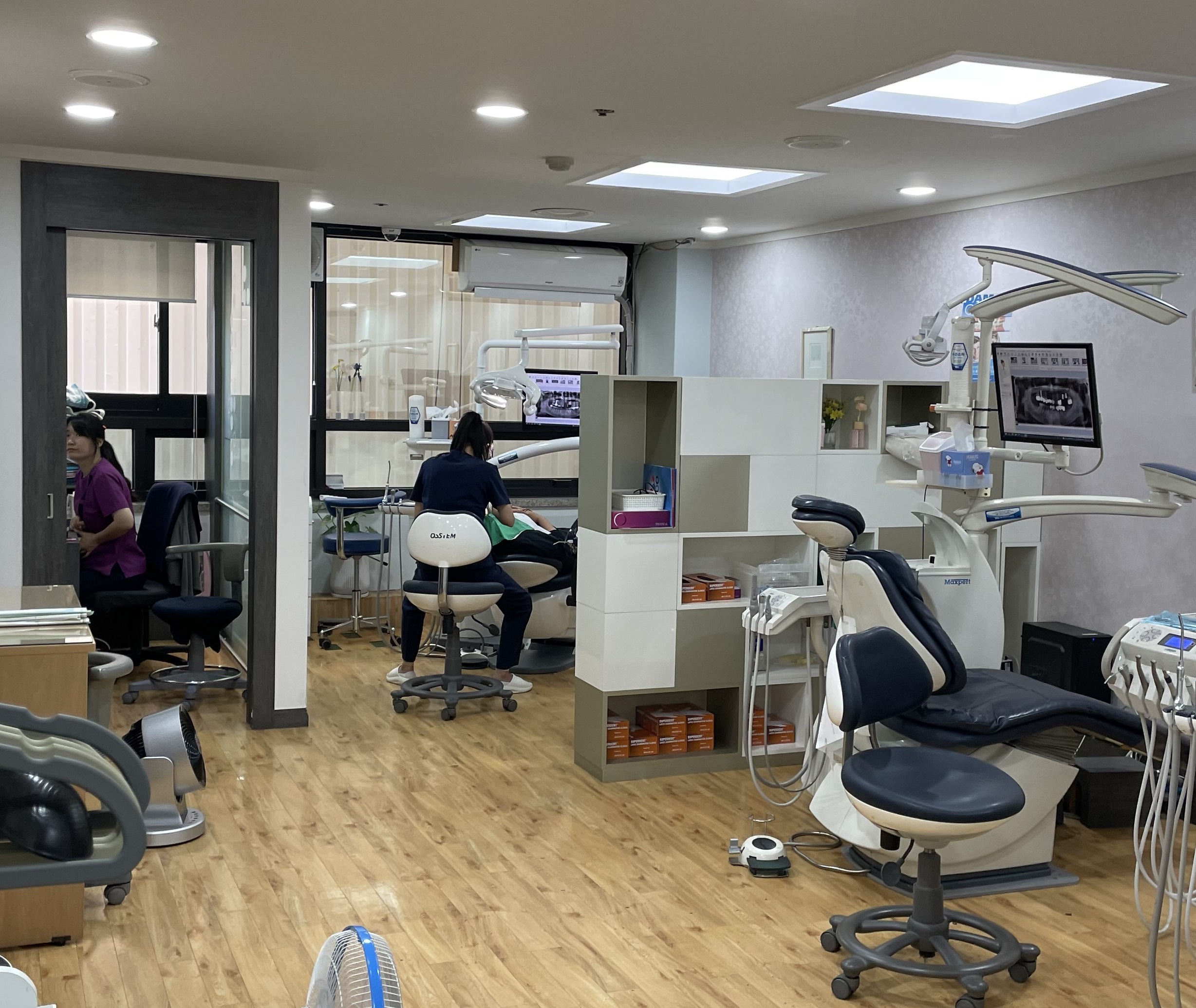 정치과의원 대표 이미지