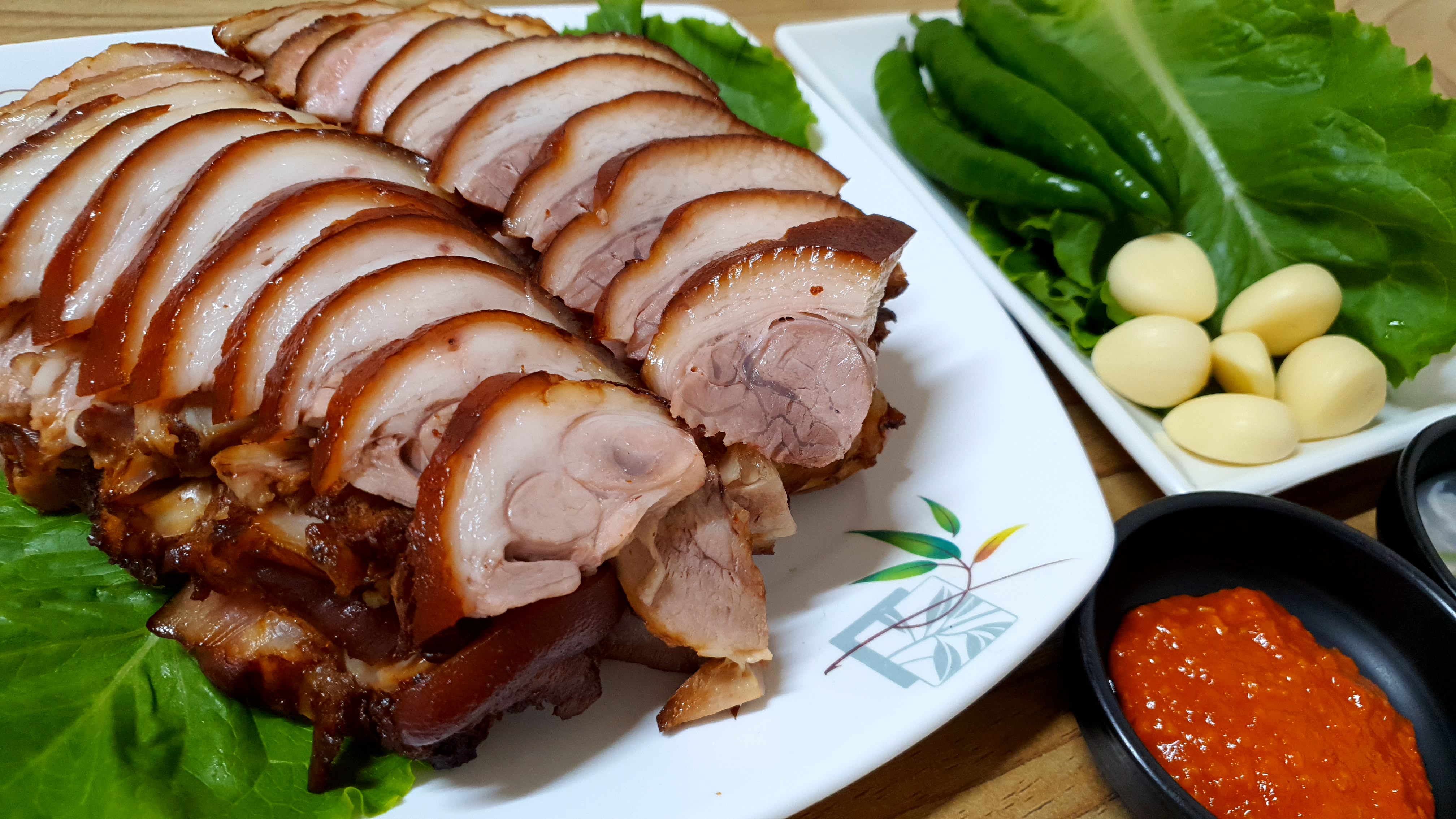 땡겨유 한방 왕족발