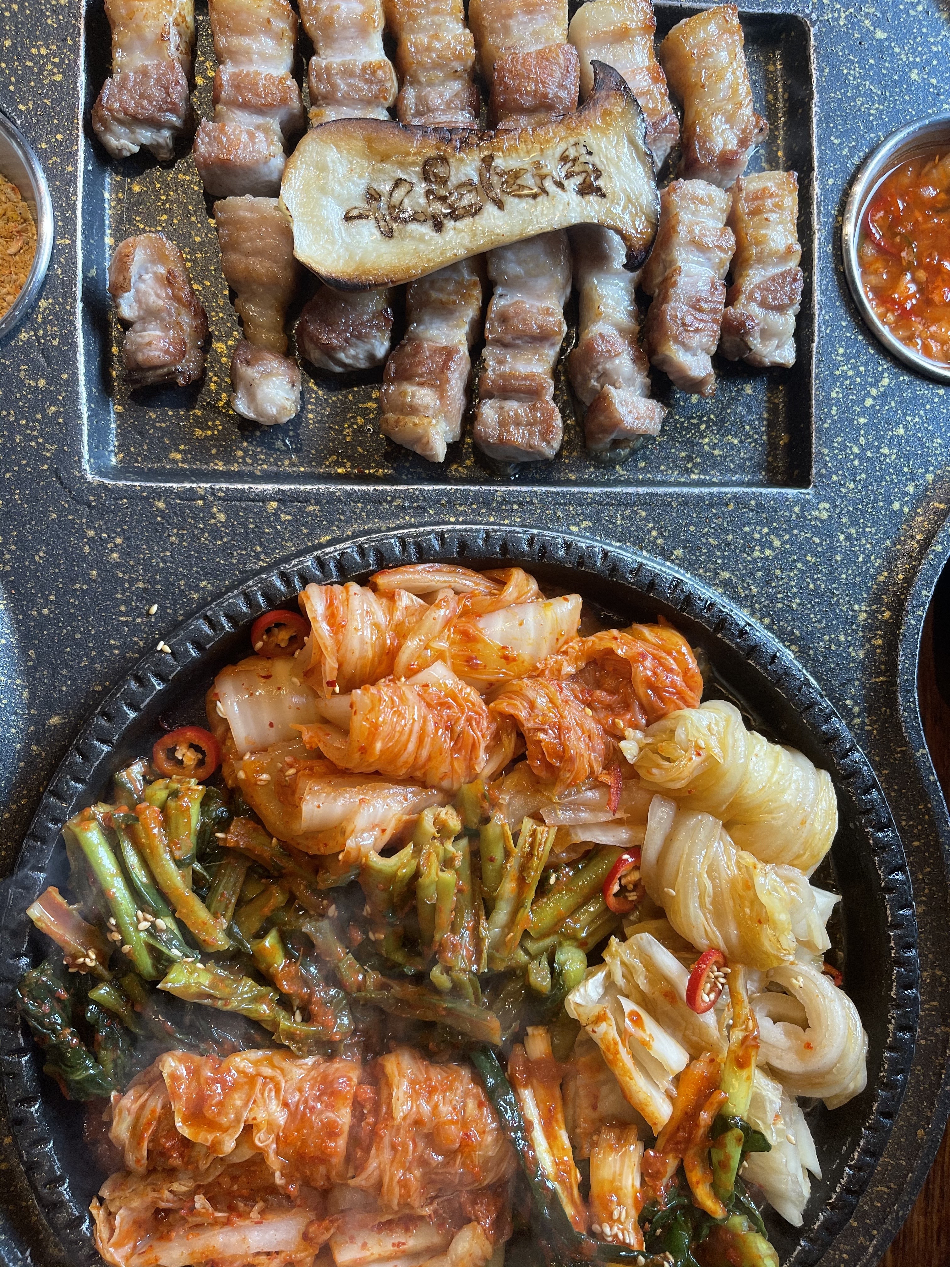 돼지명가 연남점