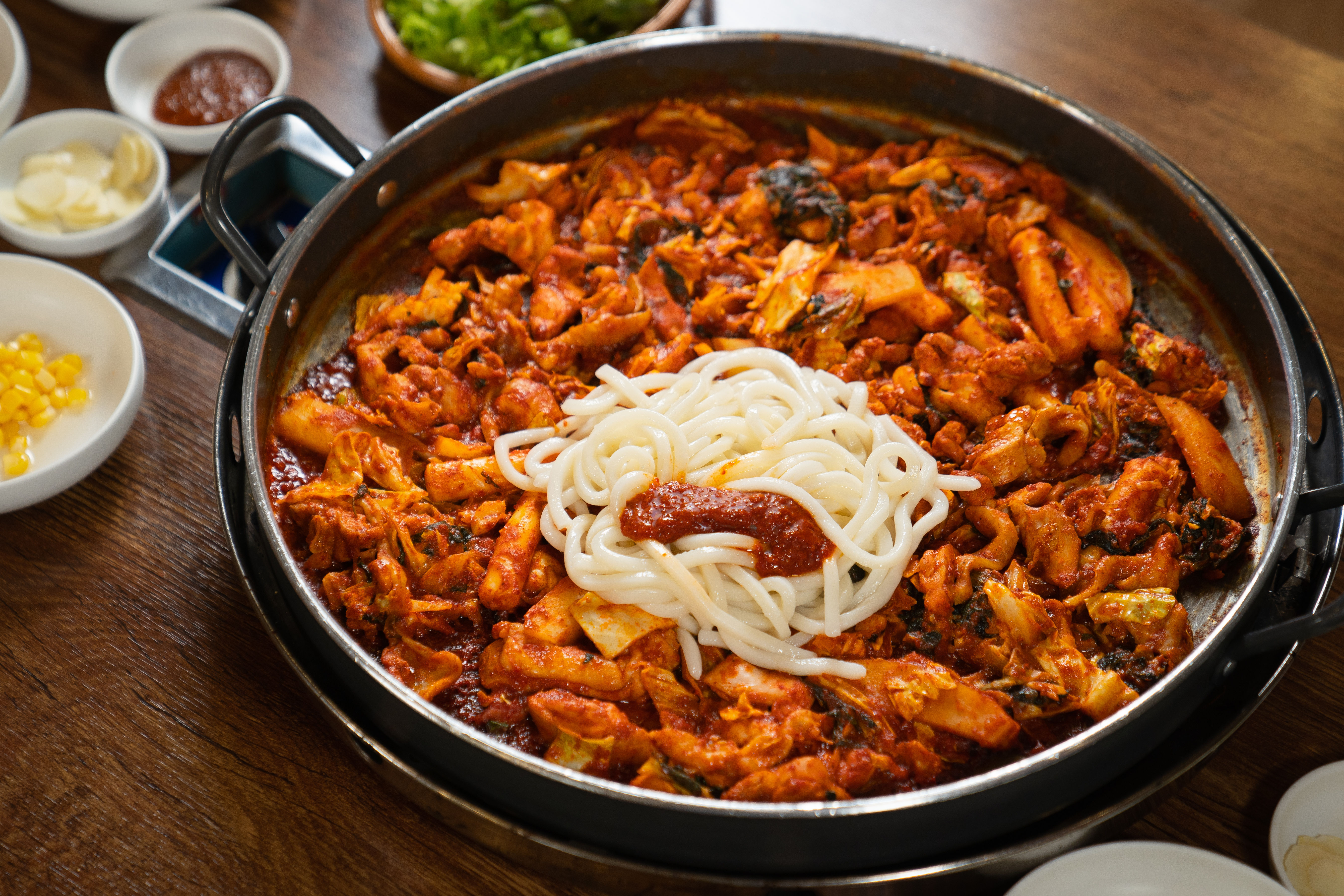 춘천닭갈비본가칡냉면
