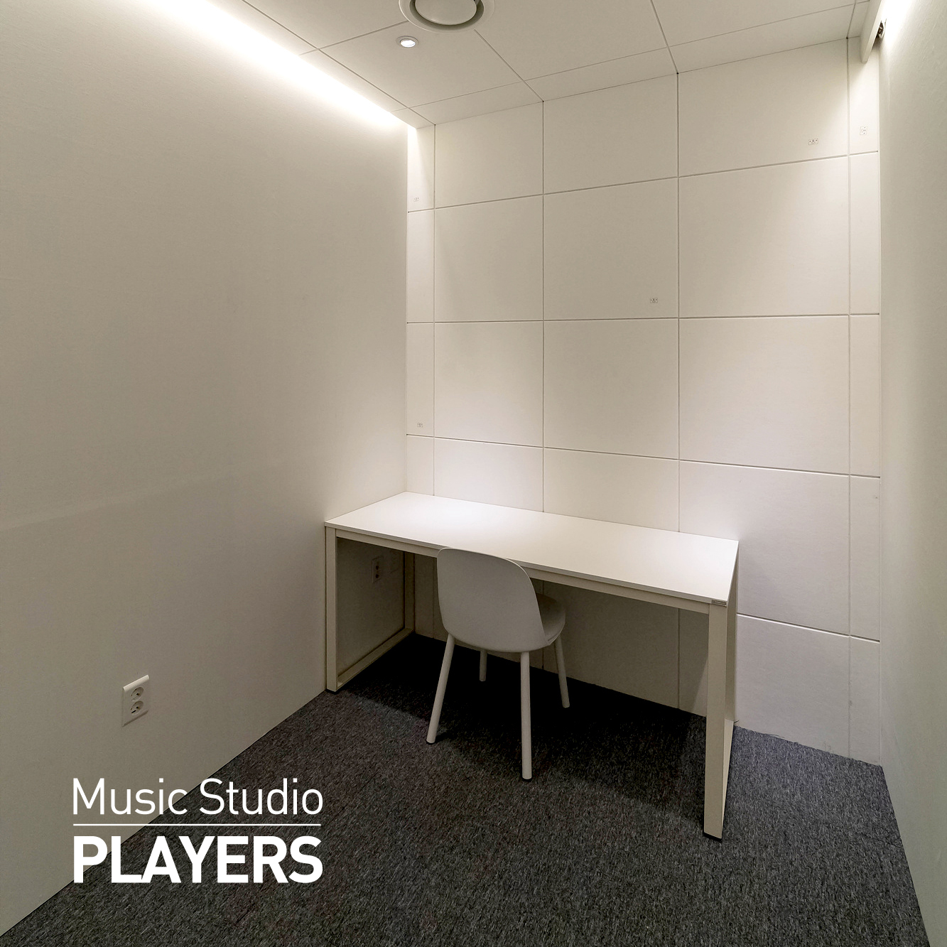 1번째 스튜디오 사진