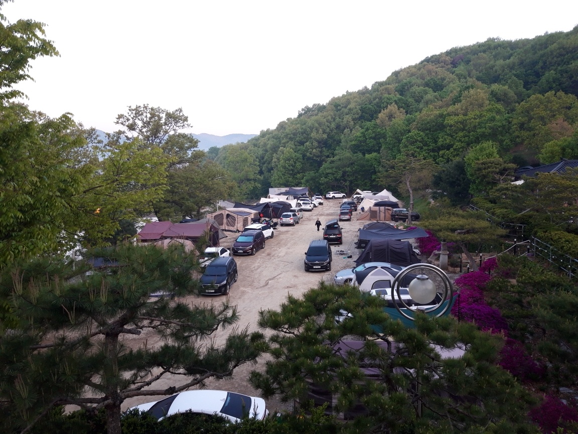 야한 캠핑장