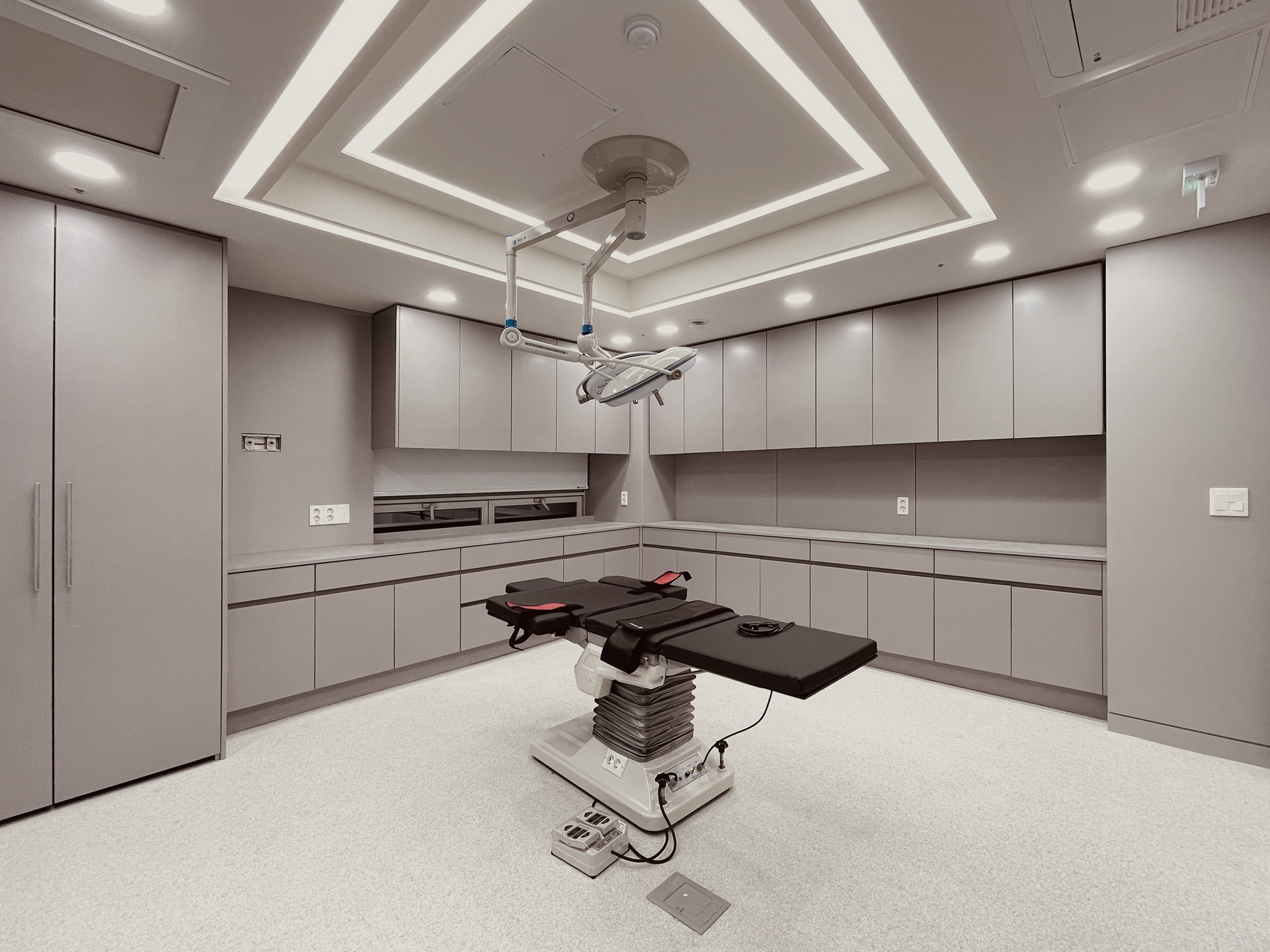 치유성형외과 대표 이미지