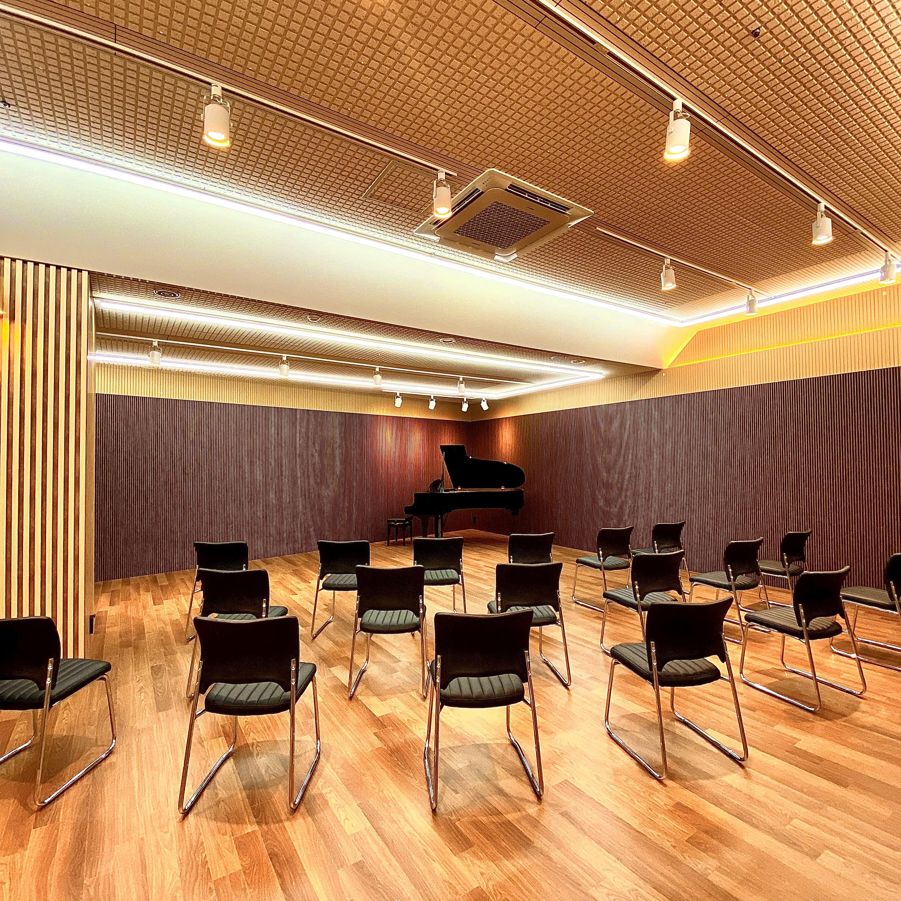 2번째 스튜디오 사진