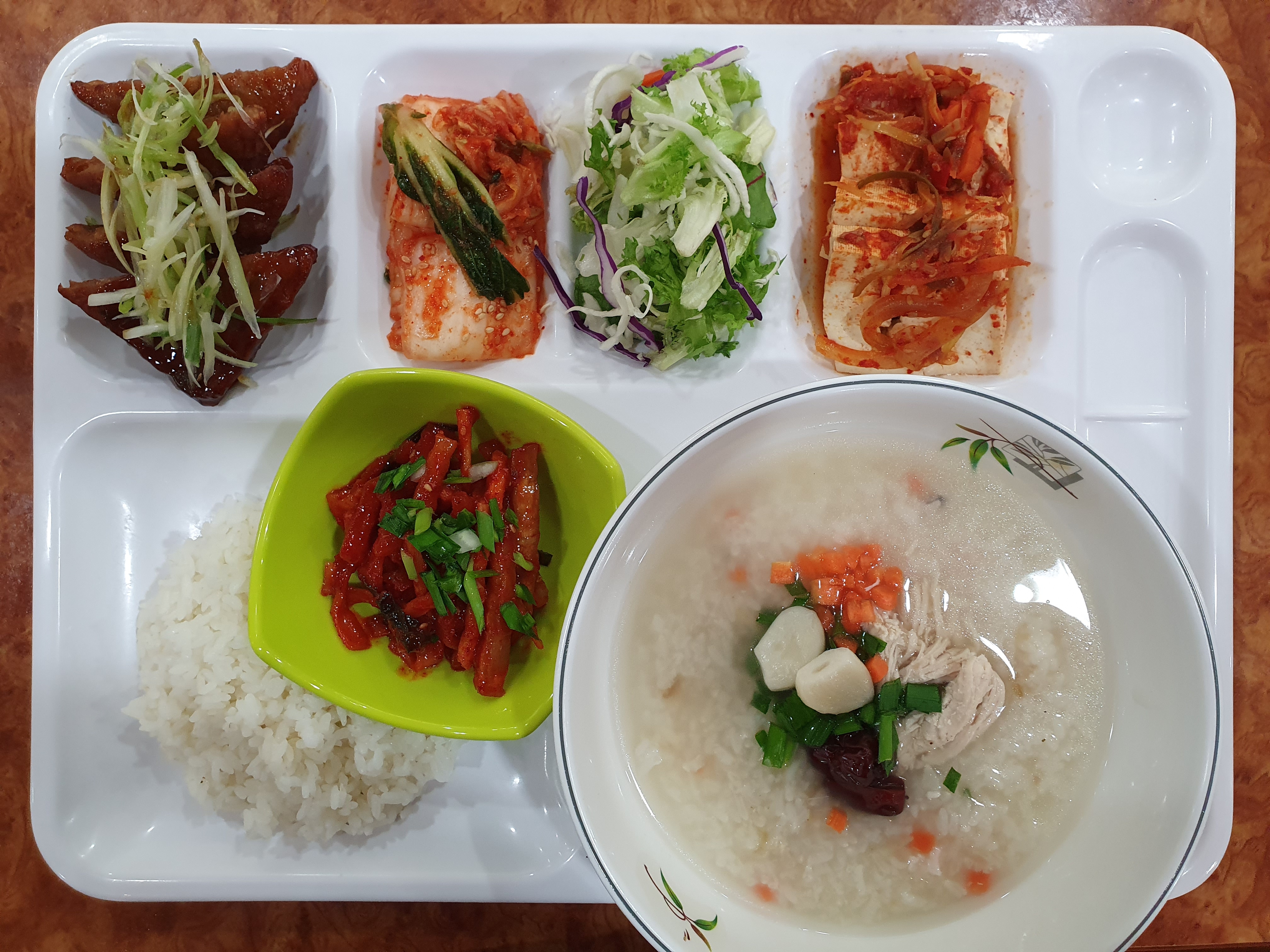 신세계푸드 큰길타워 정반식당