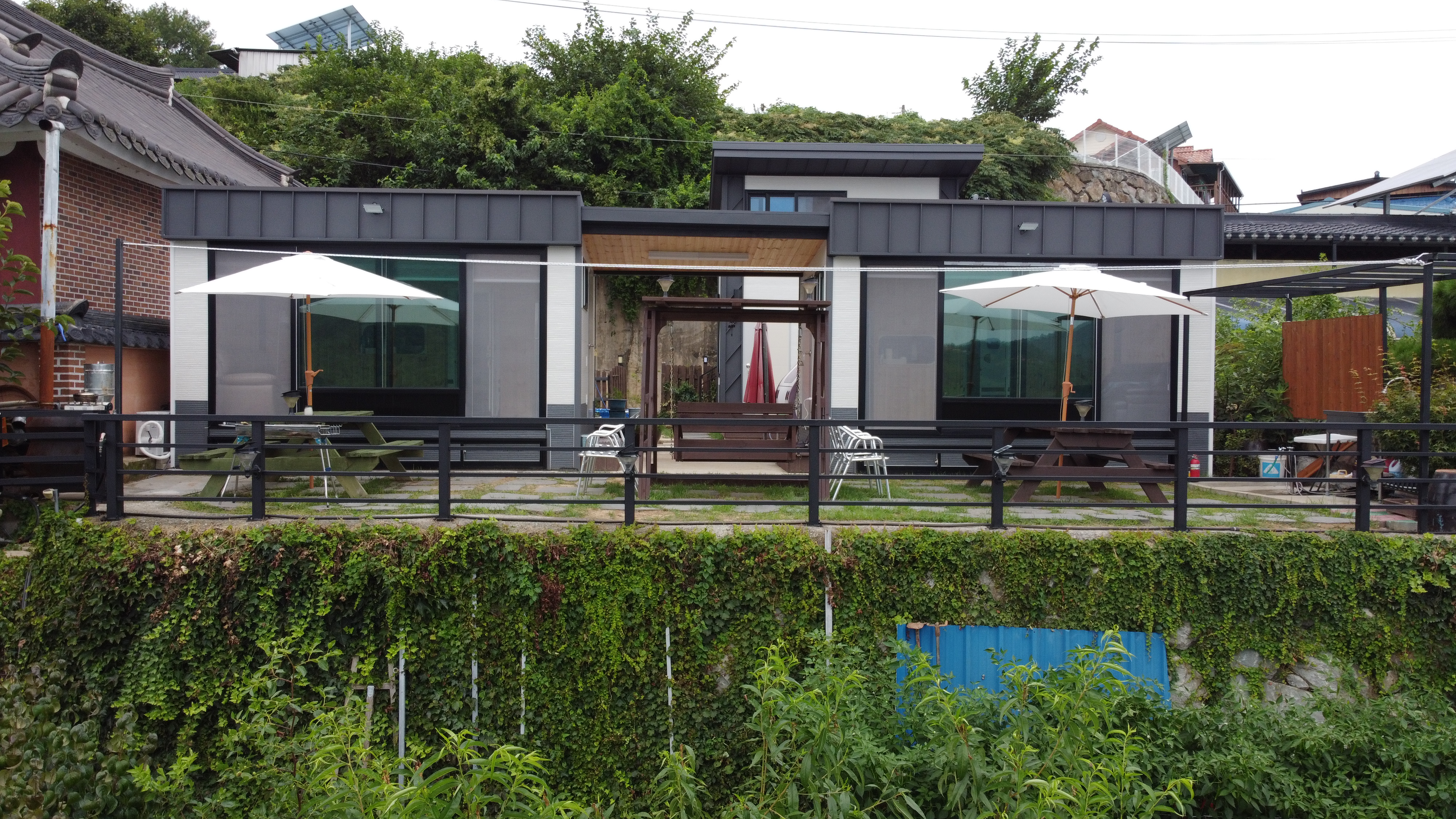 황매산 문워크 카라반 펜션 캠핑