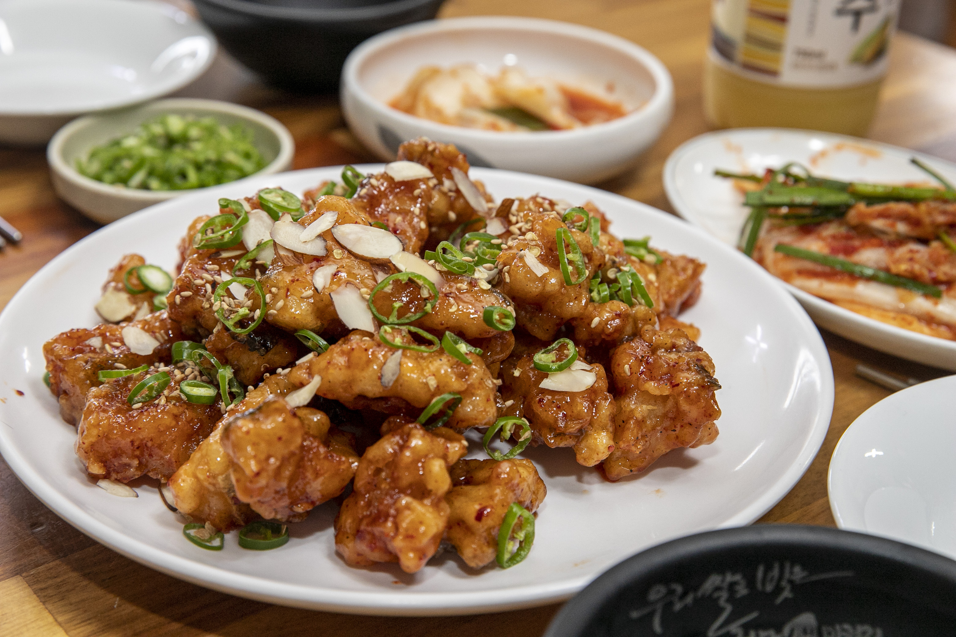 비오네손칼국수