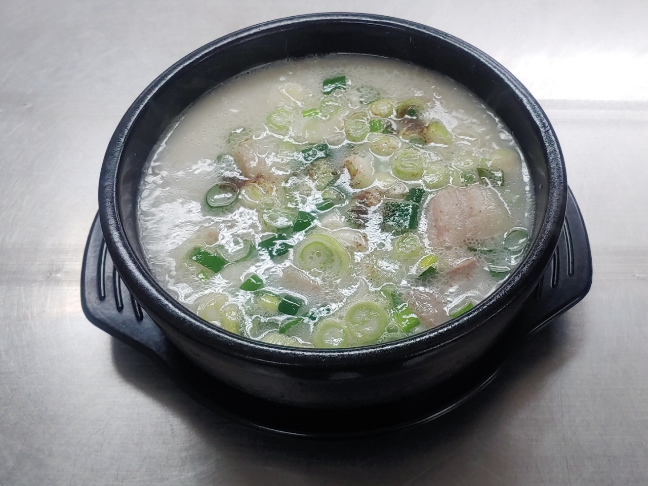 장터수육국밥