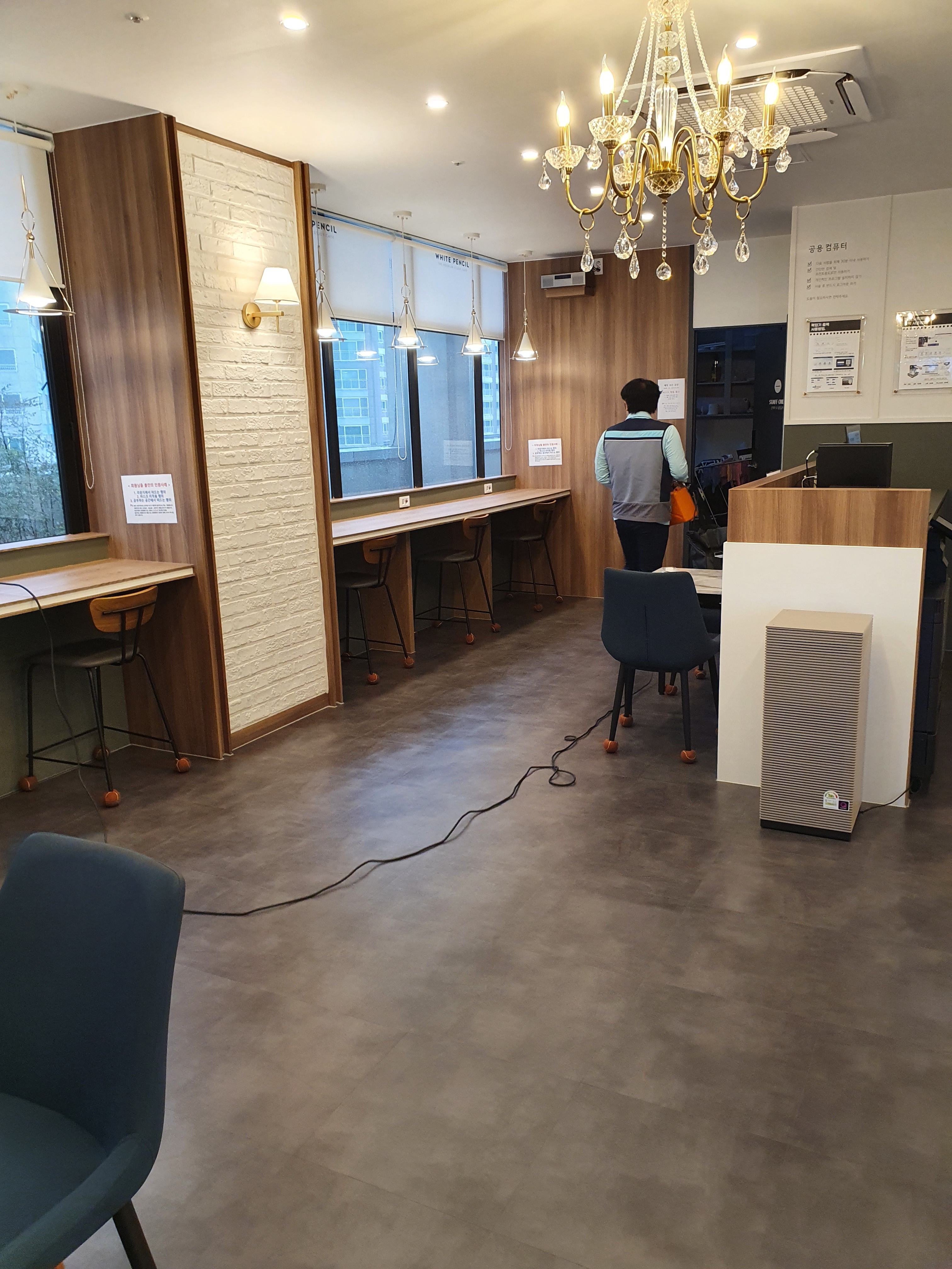화이트펜슬 스터디카페 진해점