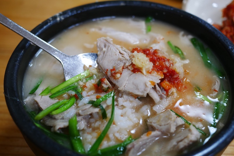 도구돼지국밥