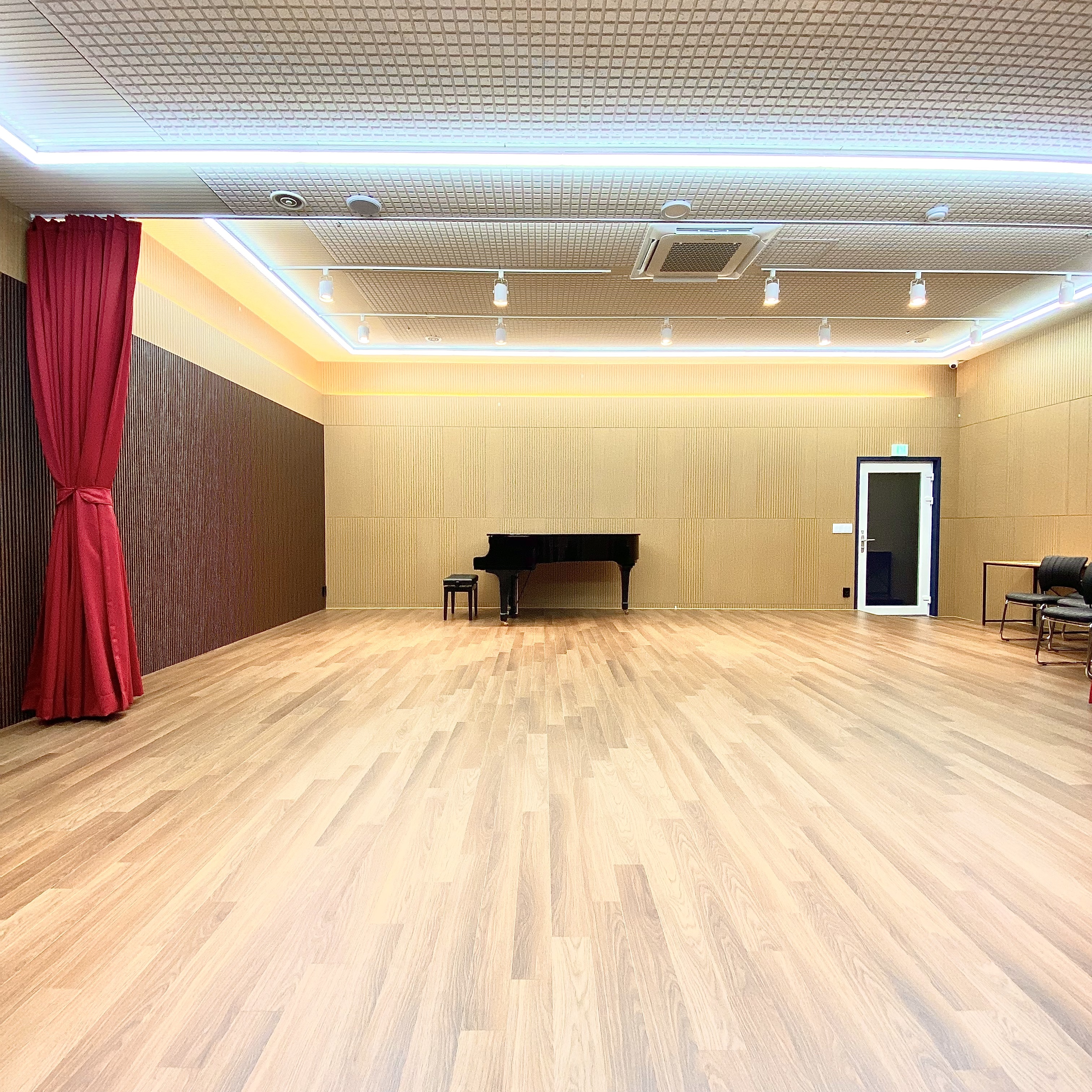 3번째 스튜디오 사진