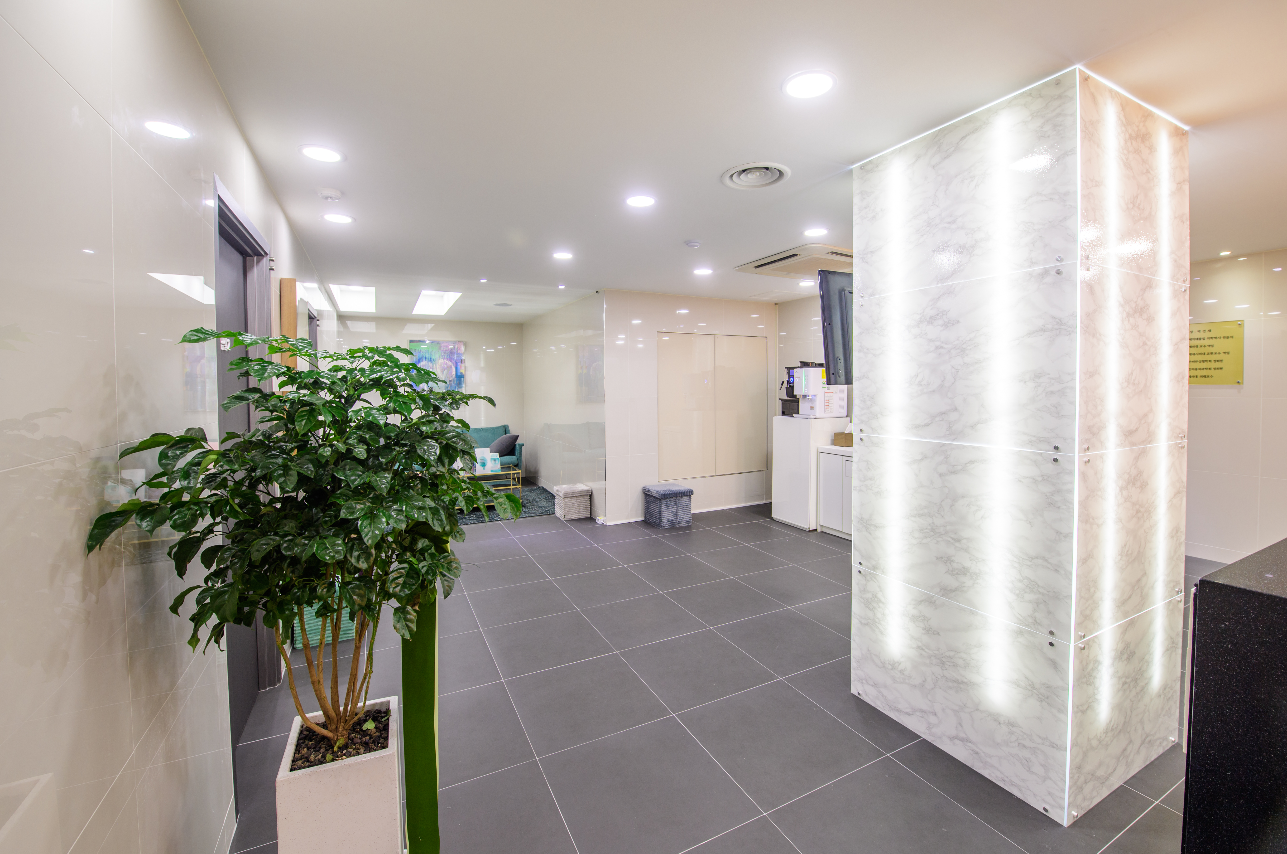 리즈온 위드 연세슬림라인의원 대표 이미지