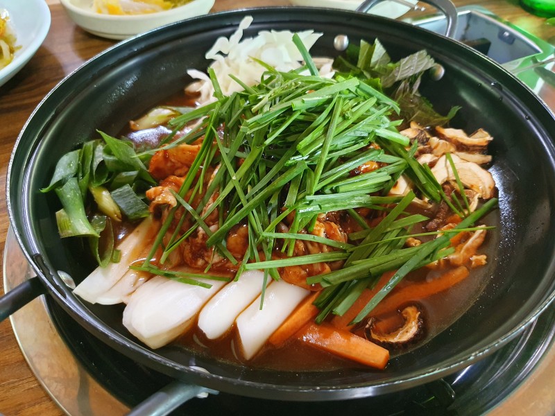 목천관