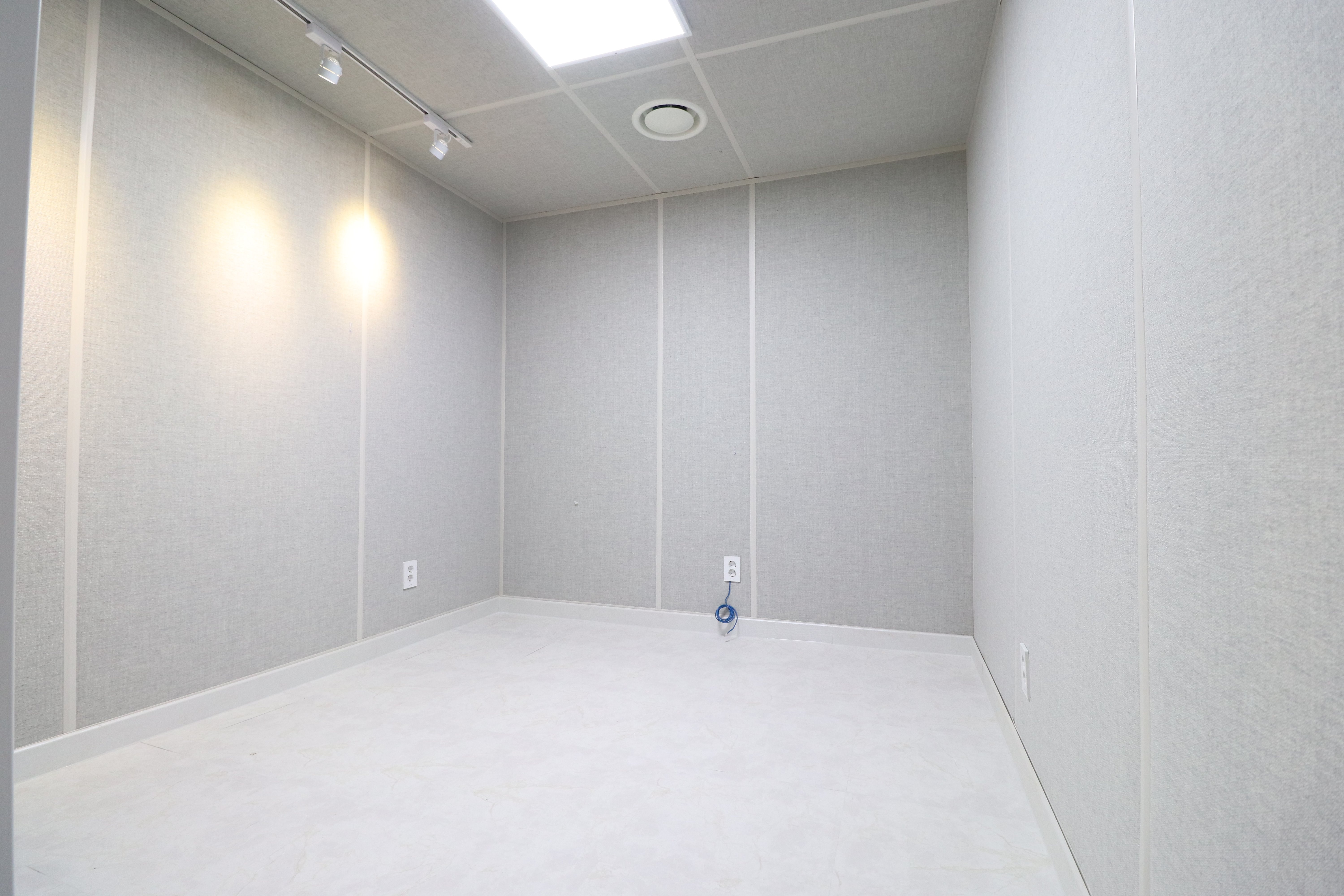 1번째 스튜디오 사진