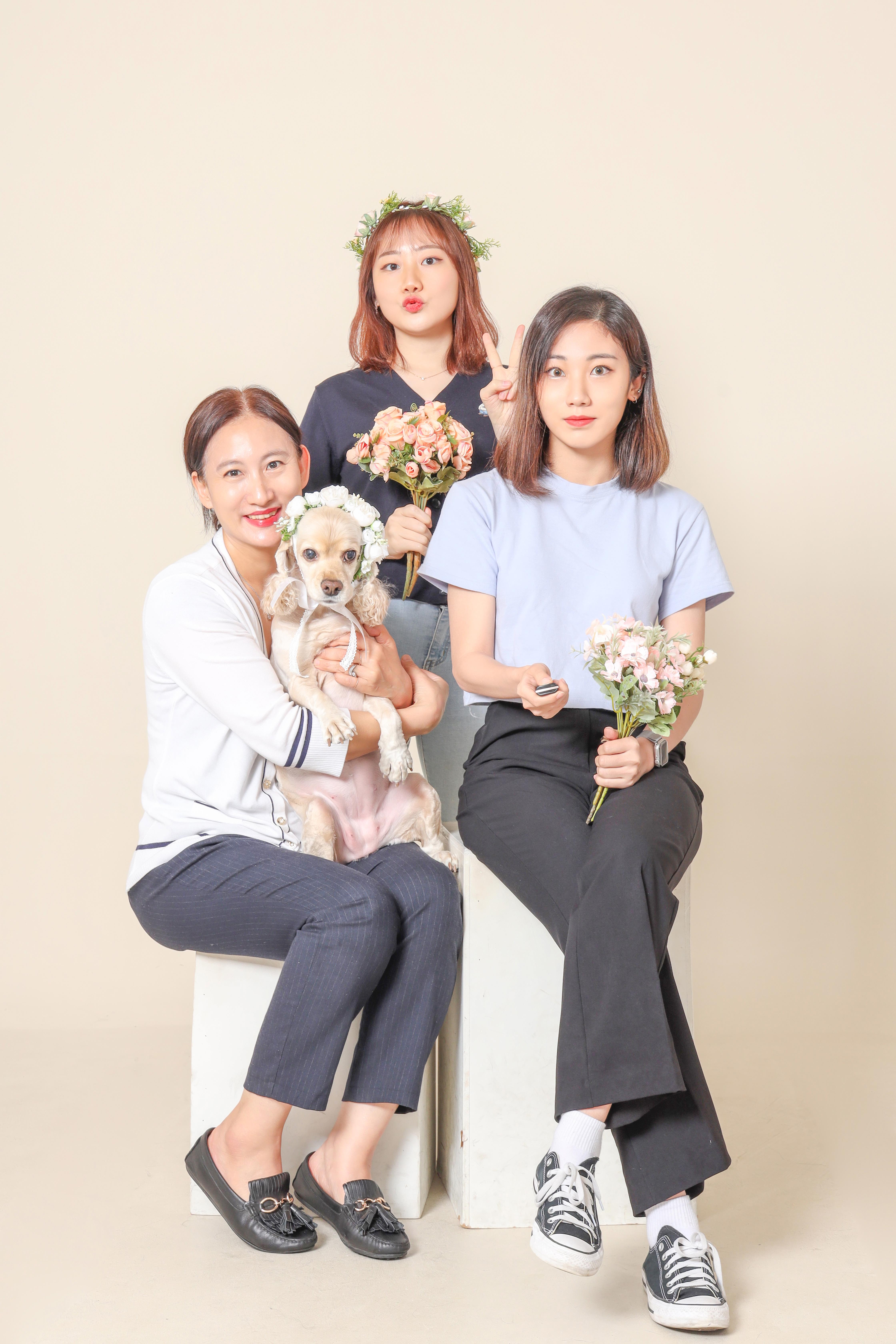 7페이지사진관 셀프사진관 홍대입구역점