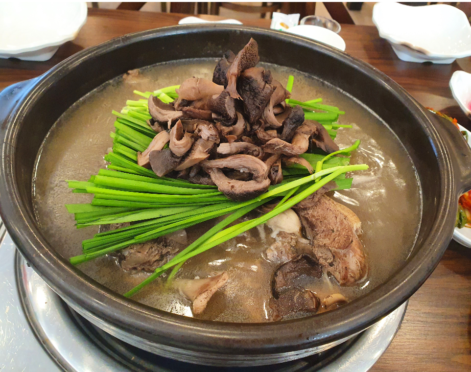 오덕진흑염소와오리 본점
