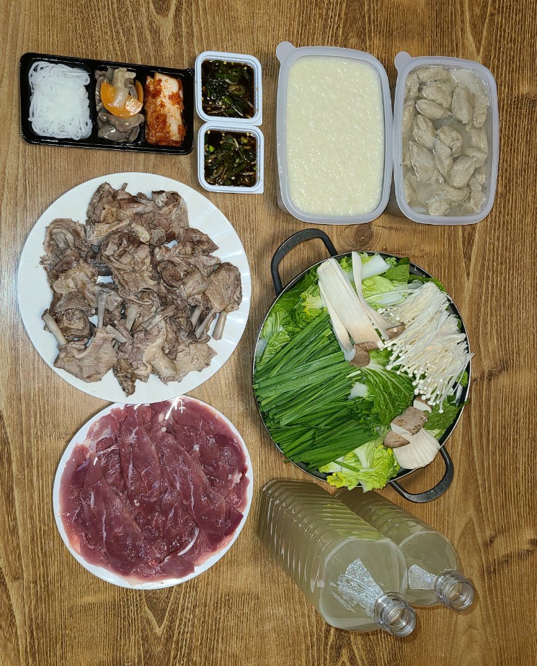삼강식당 효돈점