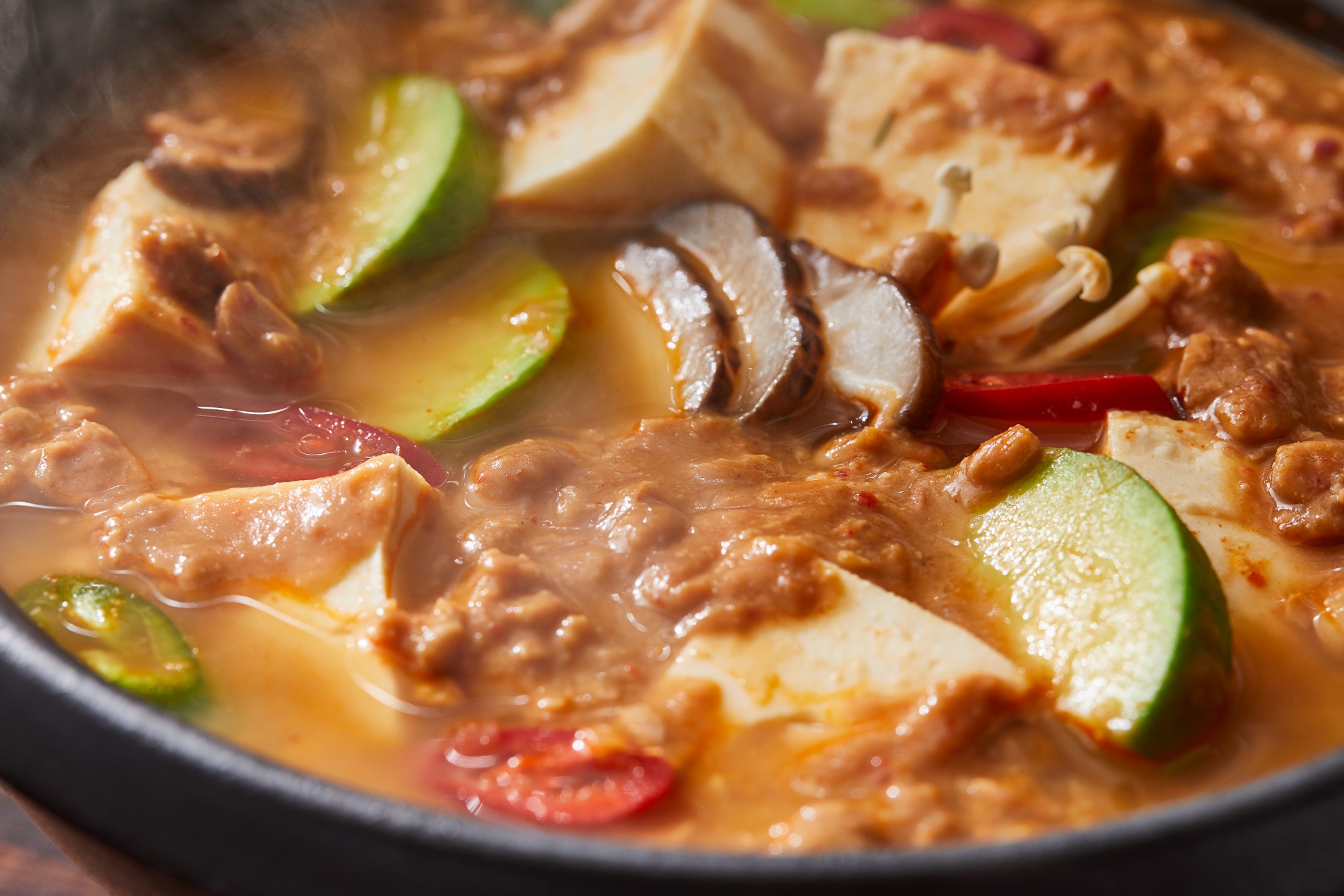 "Ansongja Cheonggukjang (100% domestically grown soybeans)"