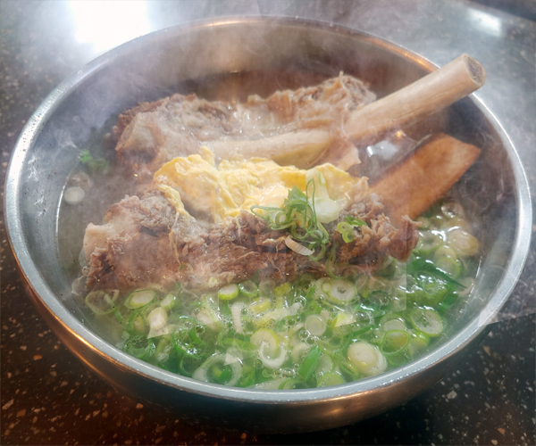 윤박사밀면