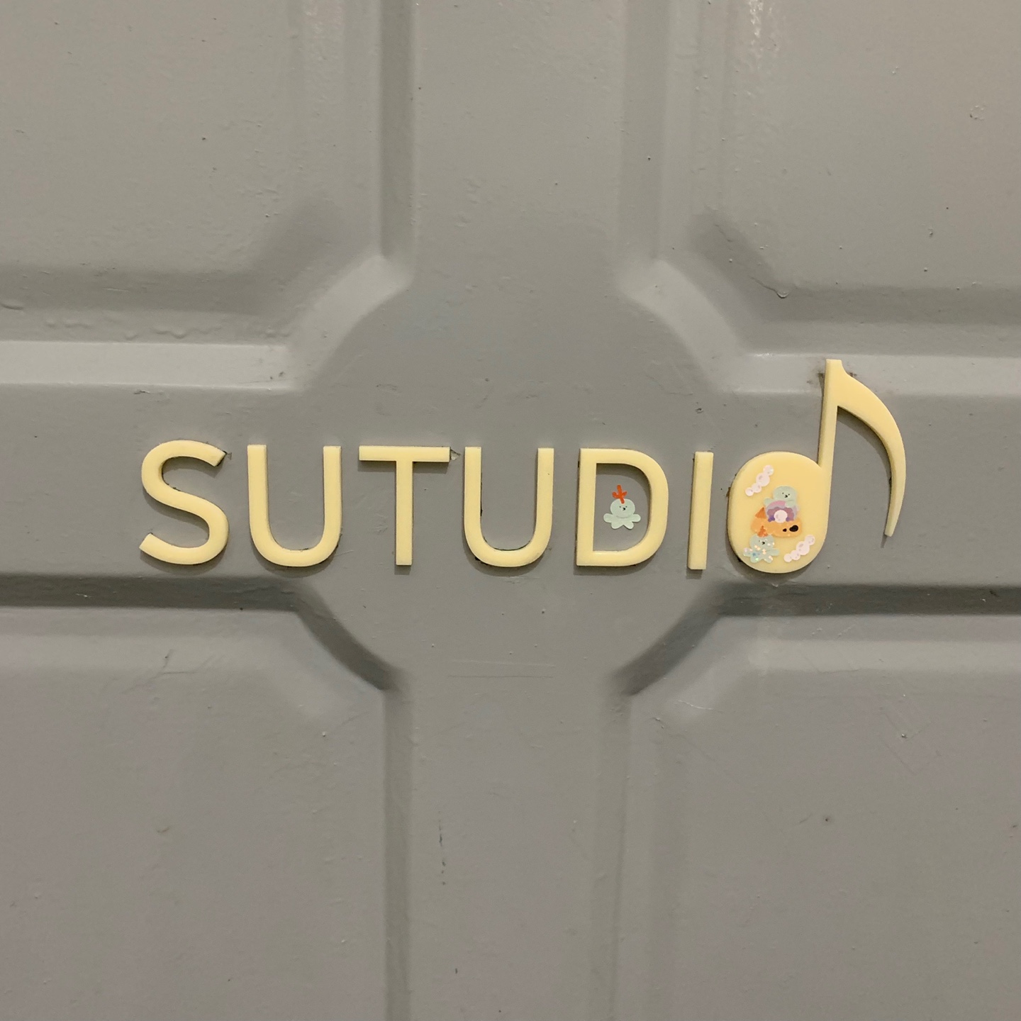 1번째 스튜디오 사진