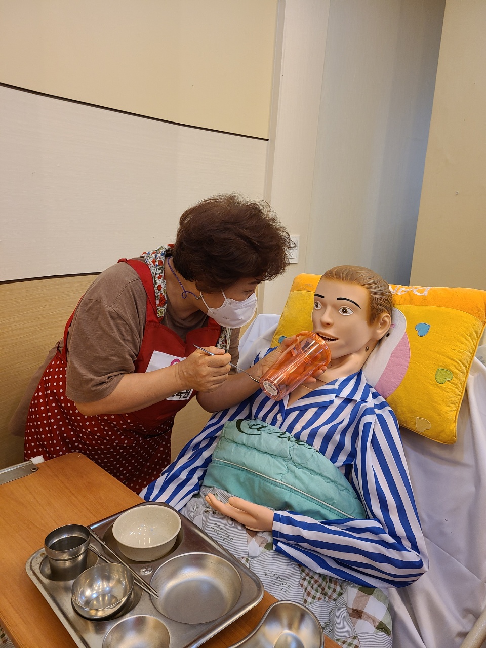 가뜬요양보호사교육원
