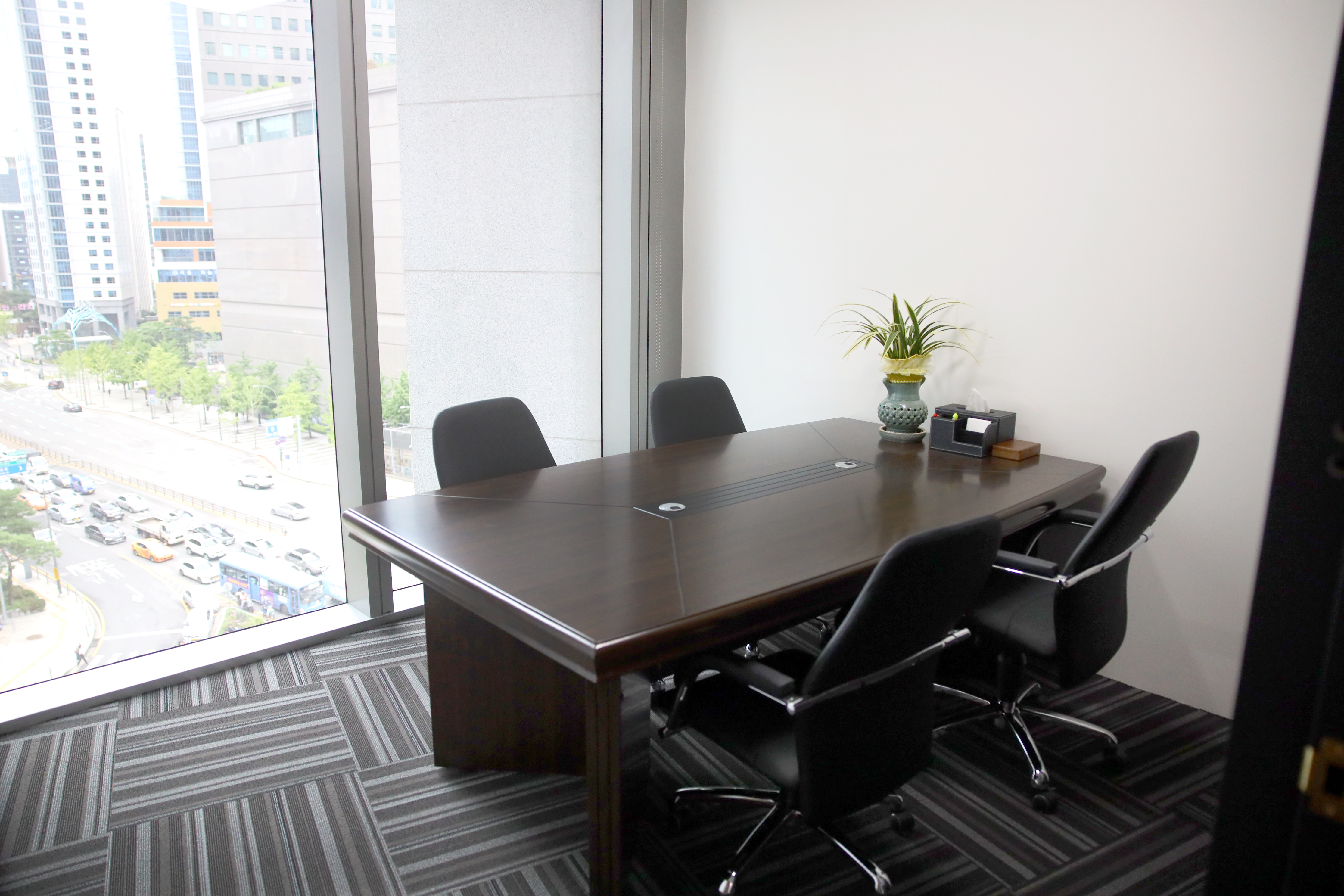 법무법인 에스제이파트너스 대표 이미지