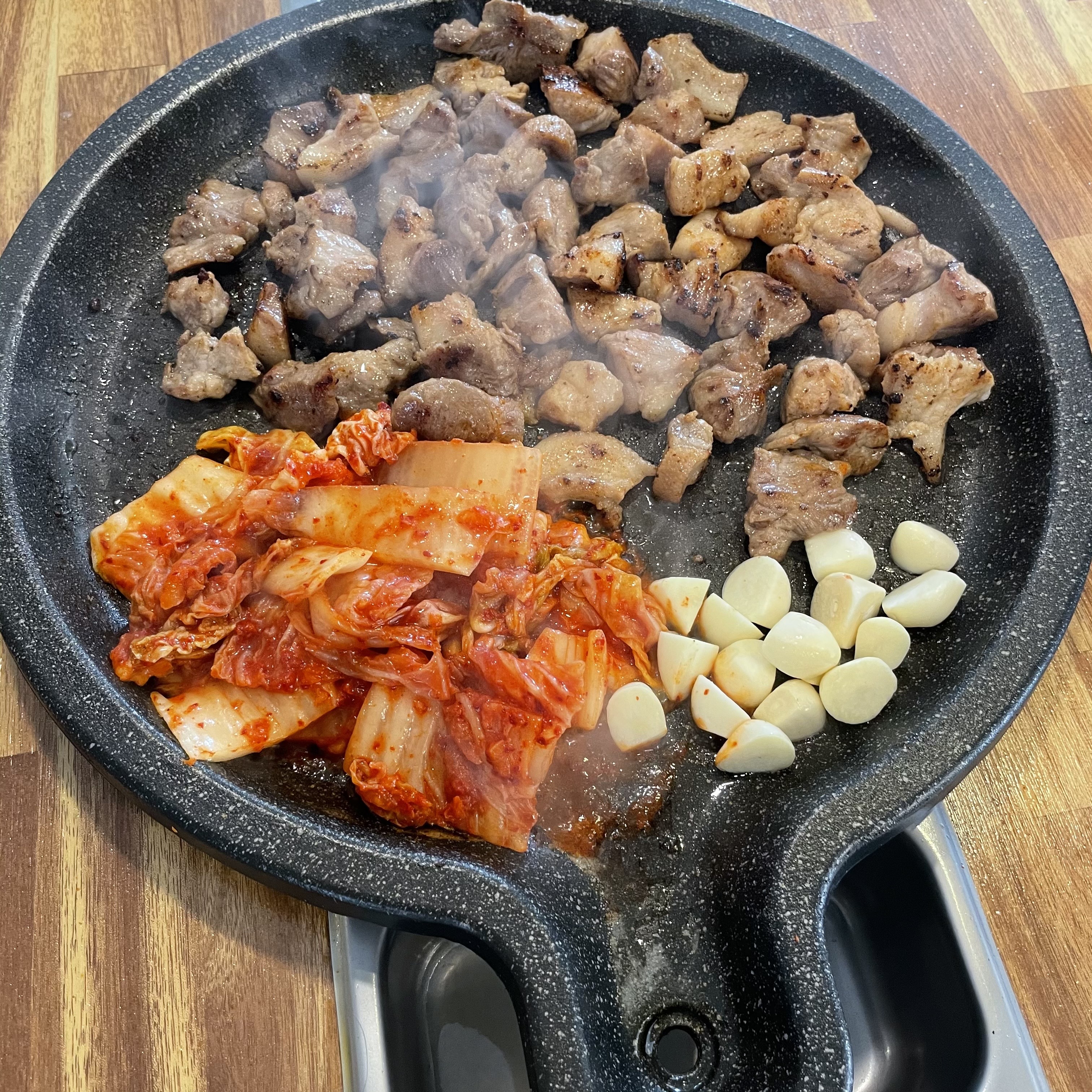 뒷고기육백