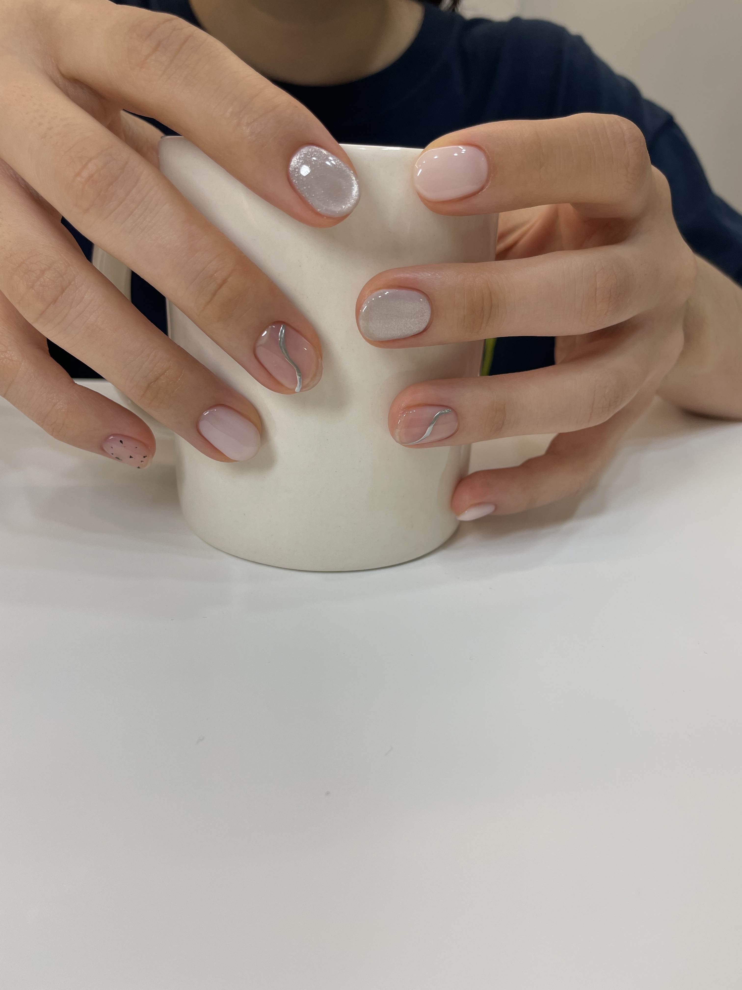 네일살롱무아