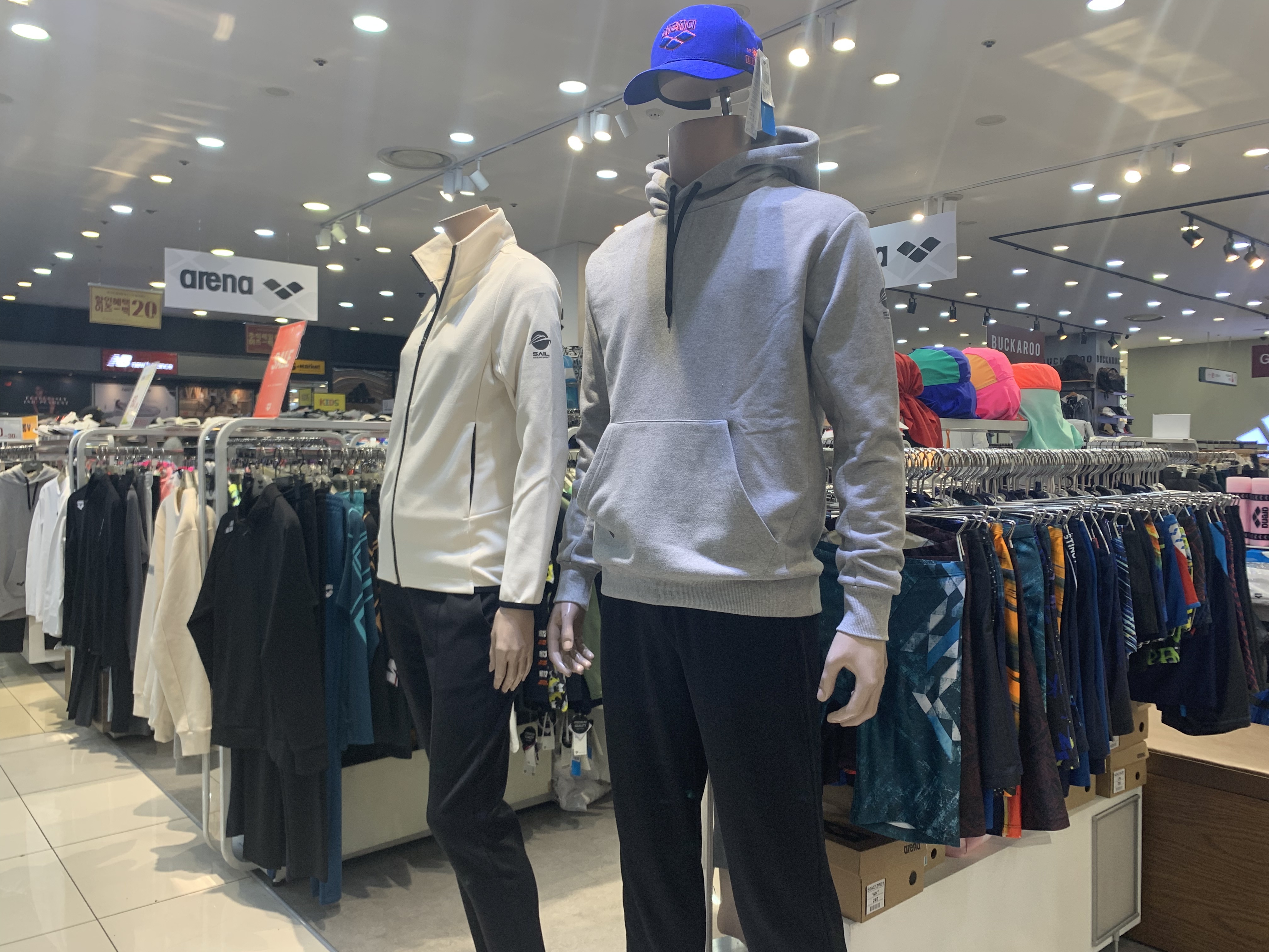 아레나수영복 포항그랜드애비뉴점