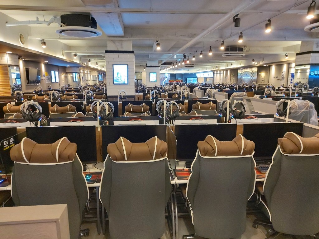 쓰리팝PC카페 중동점